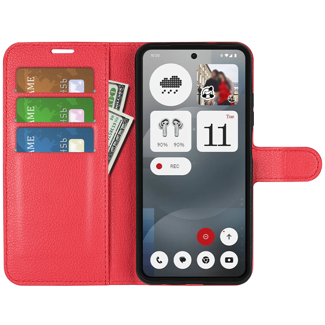 Rode telefoonhoes open, met kaarten, contant geld en een telefoonscherm dat een interface weergeeft.