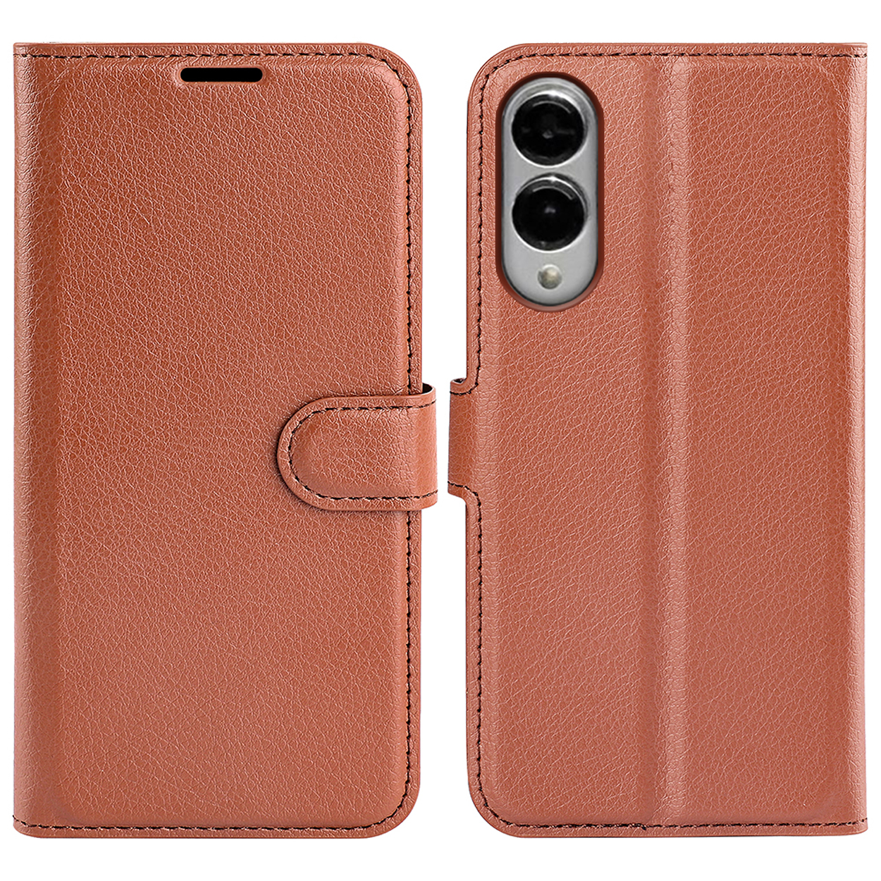 Een bruine leren telefoonhoes, open en dicht. De open hoes toont de telefoon en de gesloten hoes heeft een knoopsluiting.
