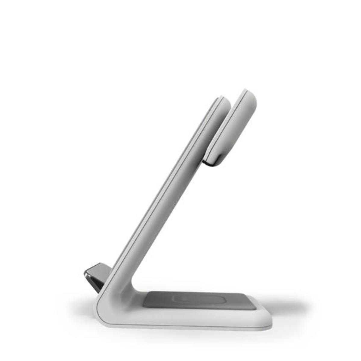 Supporto per caricabatterie wireless, bianco e grigio, vista laterale, con slot per telefono e orologio.