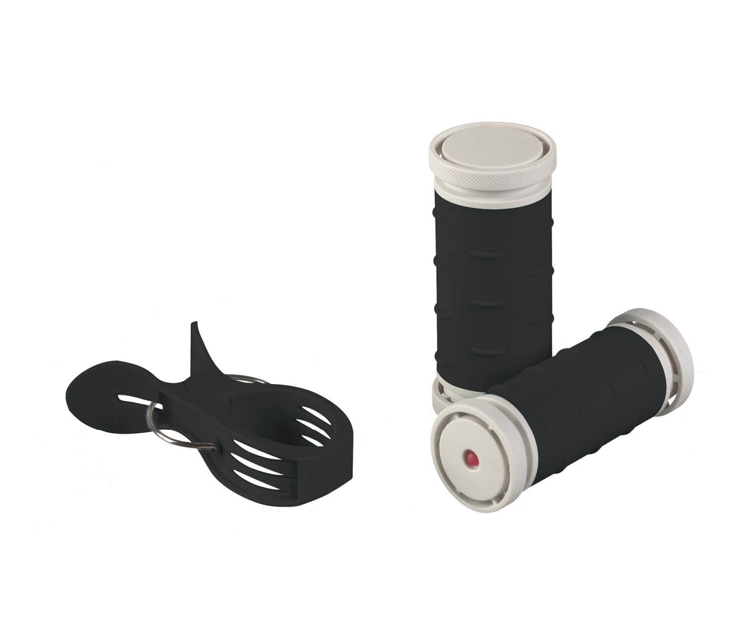 Schwarze Haarroller und eine schwarze Wäscheklammer auf weißem Grund.