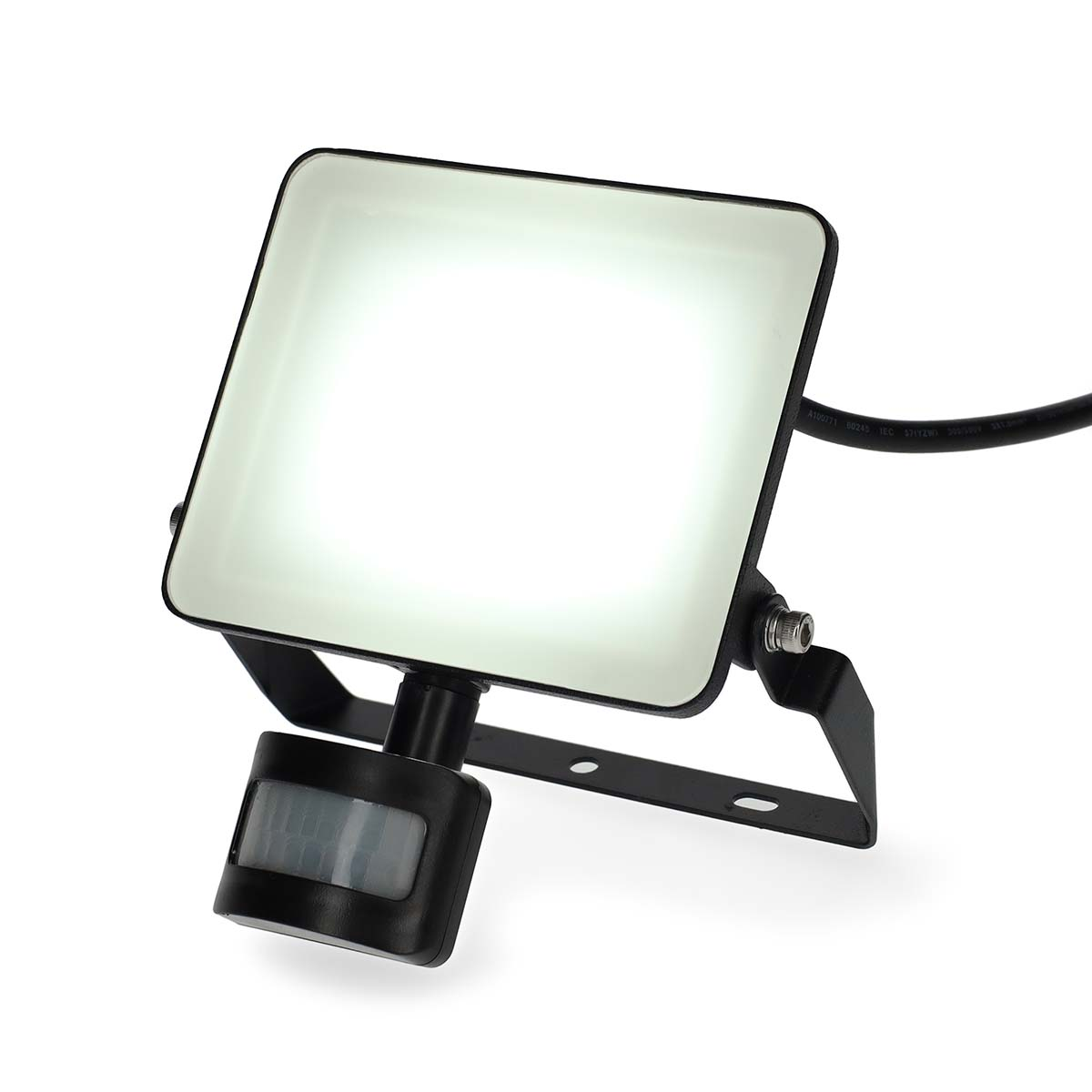 Zwarte schijnwerper met een wit lichtpaneel en een bewegingssensor. Zwart frame en witte achtergrond.
