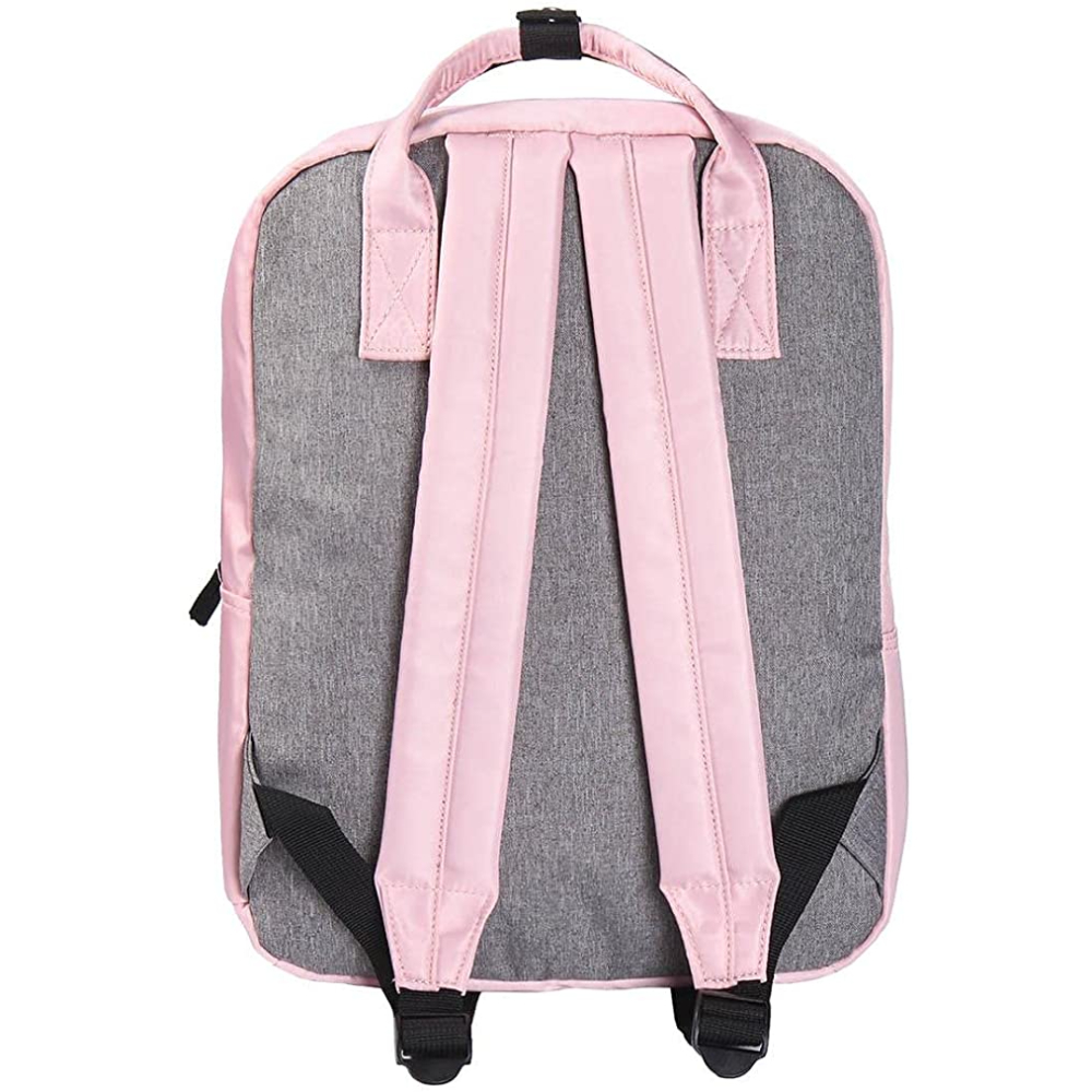 Parte trasera de una mochila rosa y gris con correas rosas y una correa negra en la parte inferior.