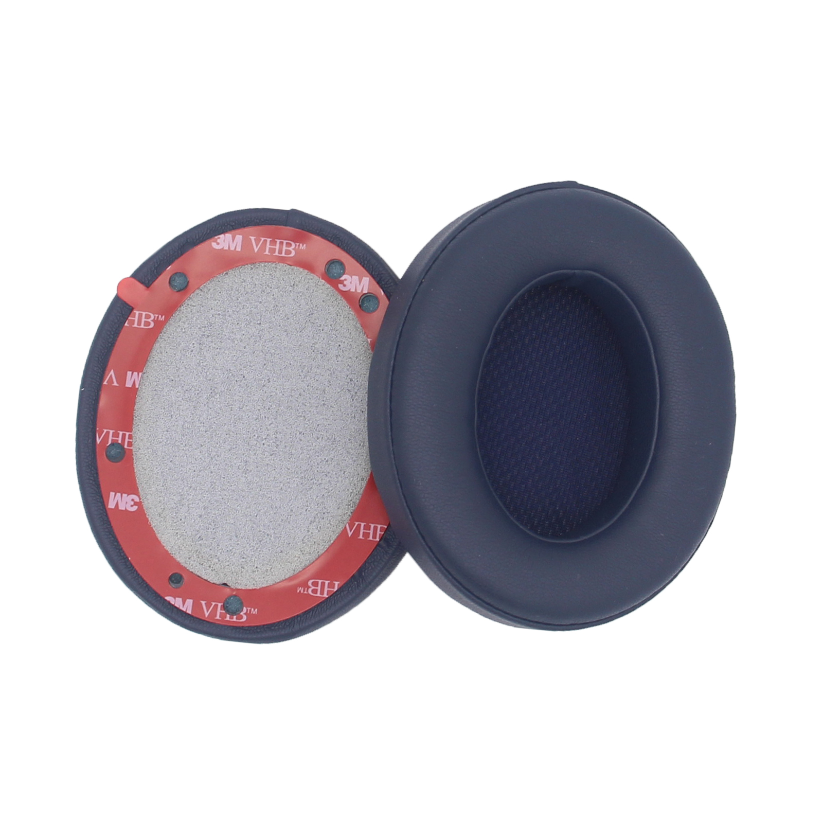 Dwie niebieskie poduszki nauszne do słuchawek z samoprzylepnym tyłem na białym tle.