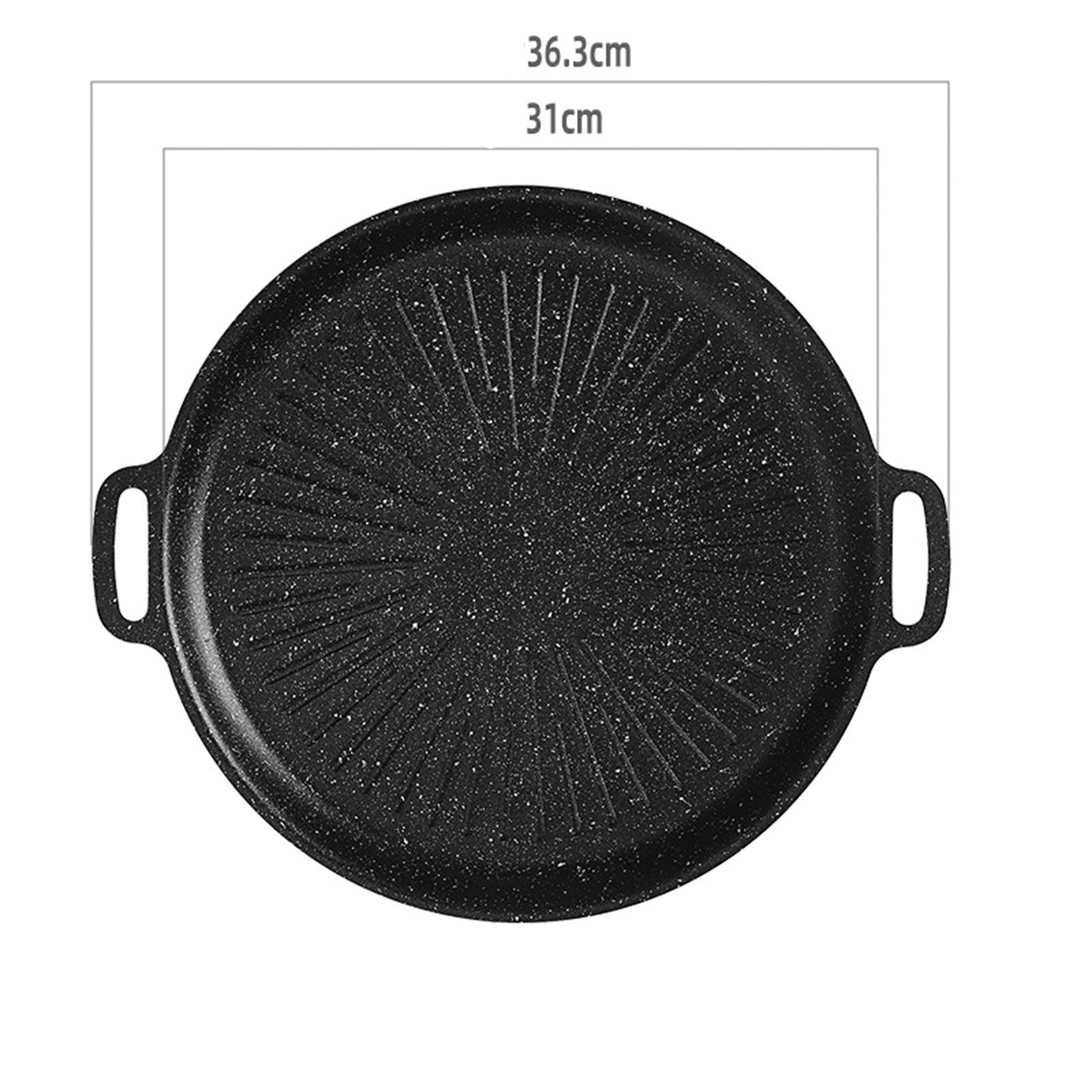 Schwarze runde Grillpfanne mit Griffen, Maße: 36,3 cm und 31 cm.