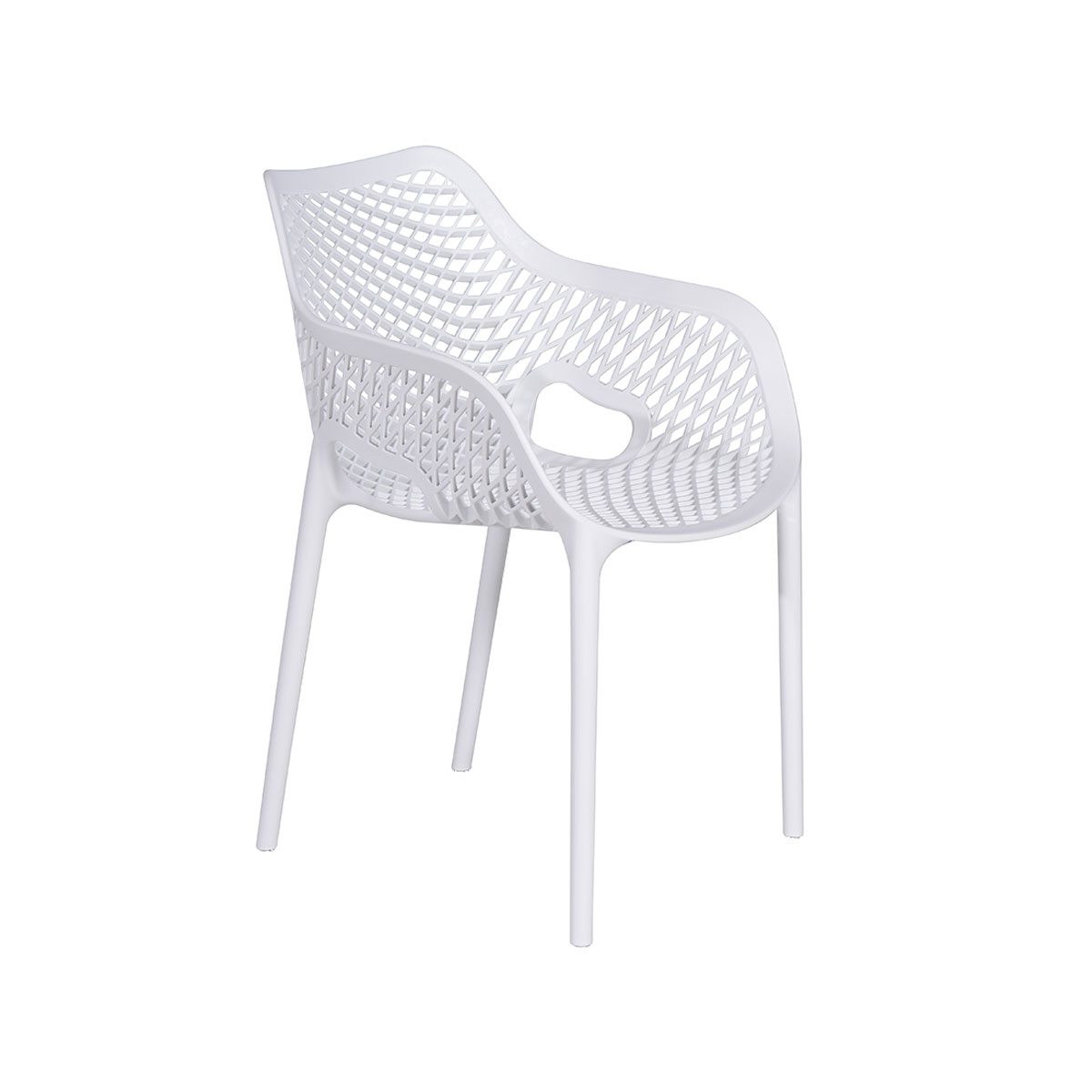 Chaise en plastique blanc avec un design en maille. Isolé sur fond blanc.