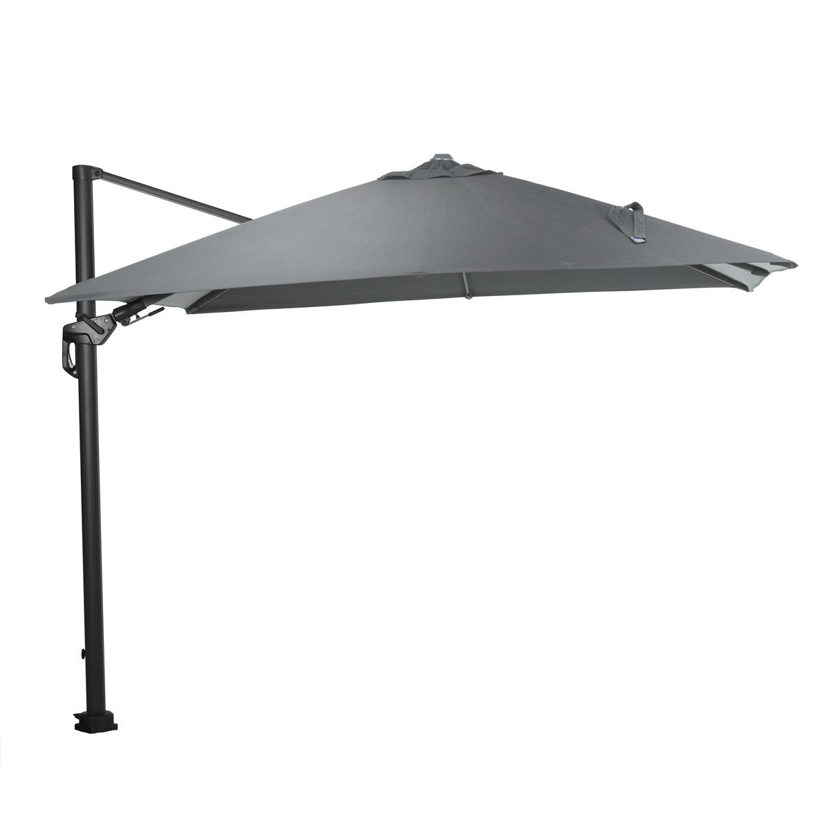 Parasol cantilever rectangulaire gris sur un poteau noir.