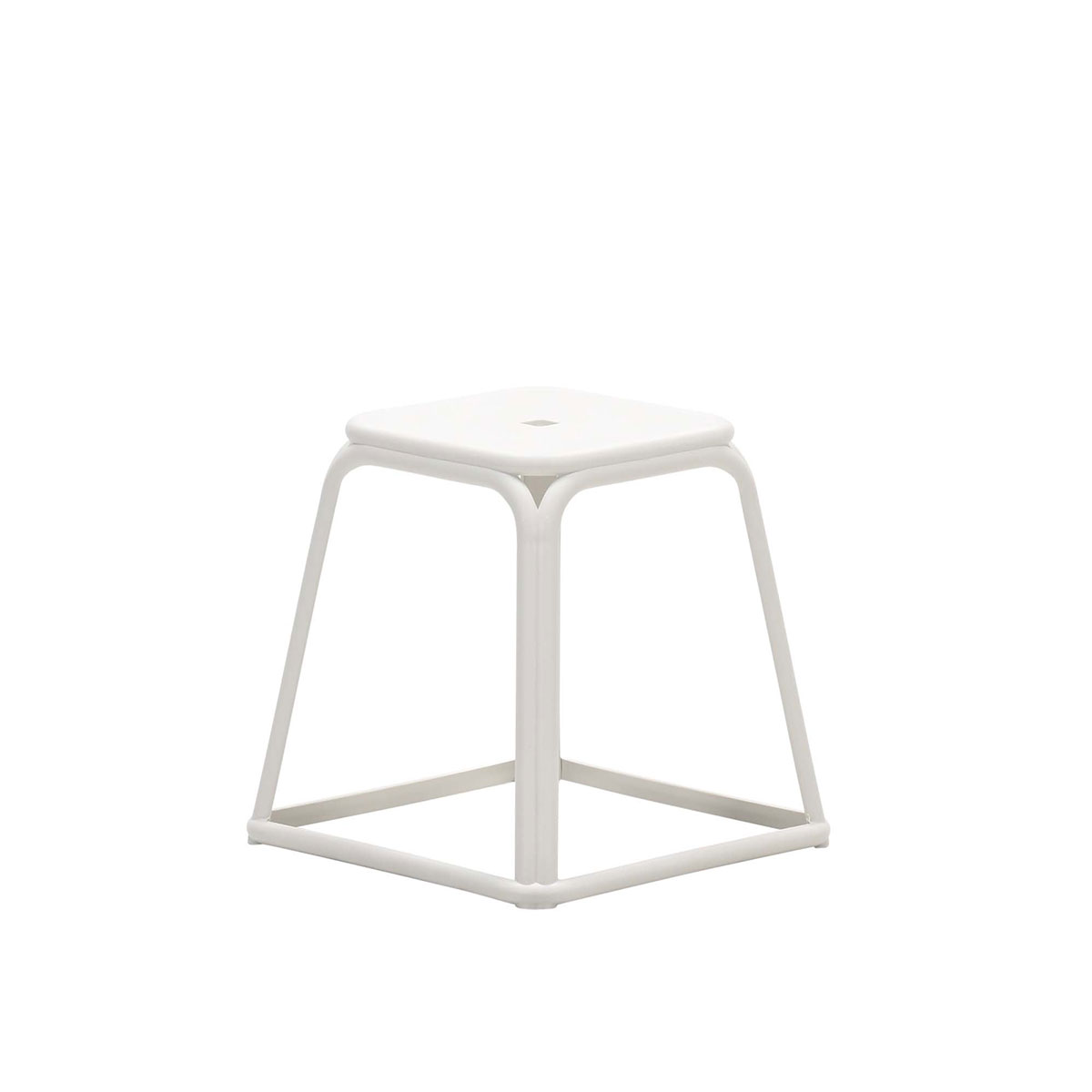 Un tabouret carré blanc avec une assise carrée et une base carrée.