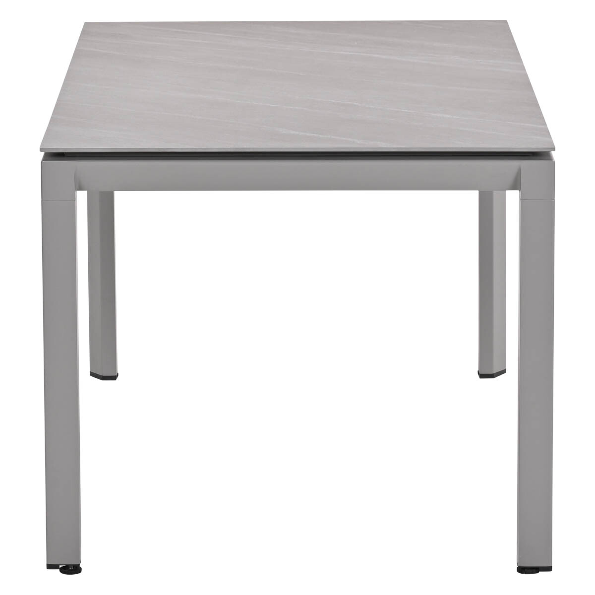 Een vierkante tafel met een grijs blad en een grijs frame.