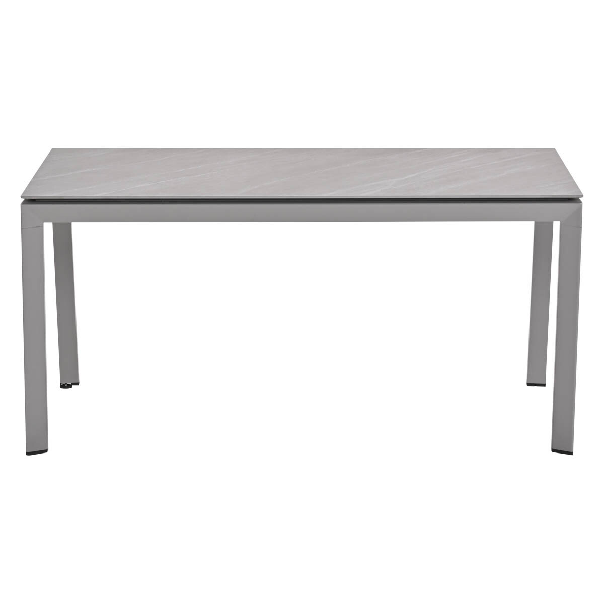Grijze rechthoekige tafel met vier poten. Witte achtergrond.