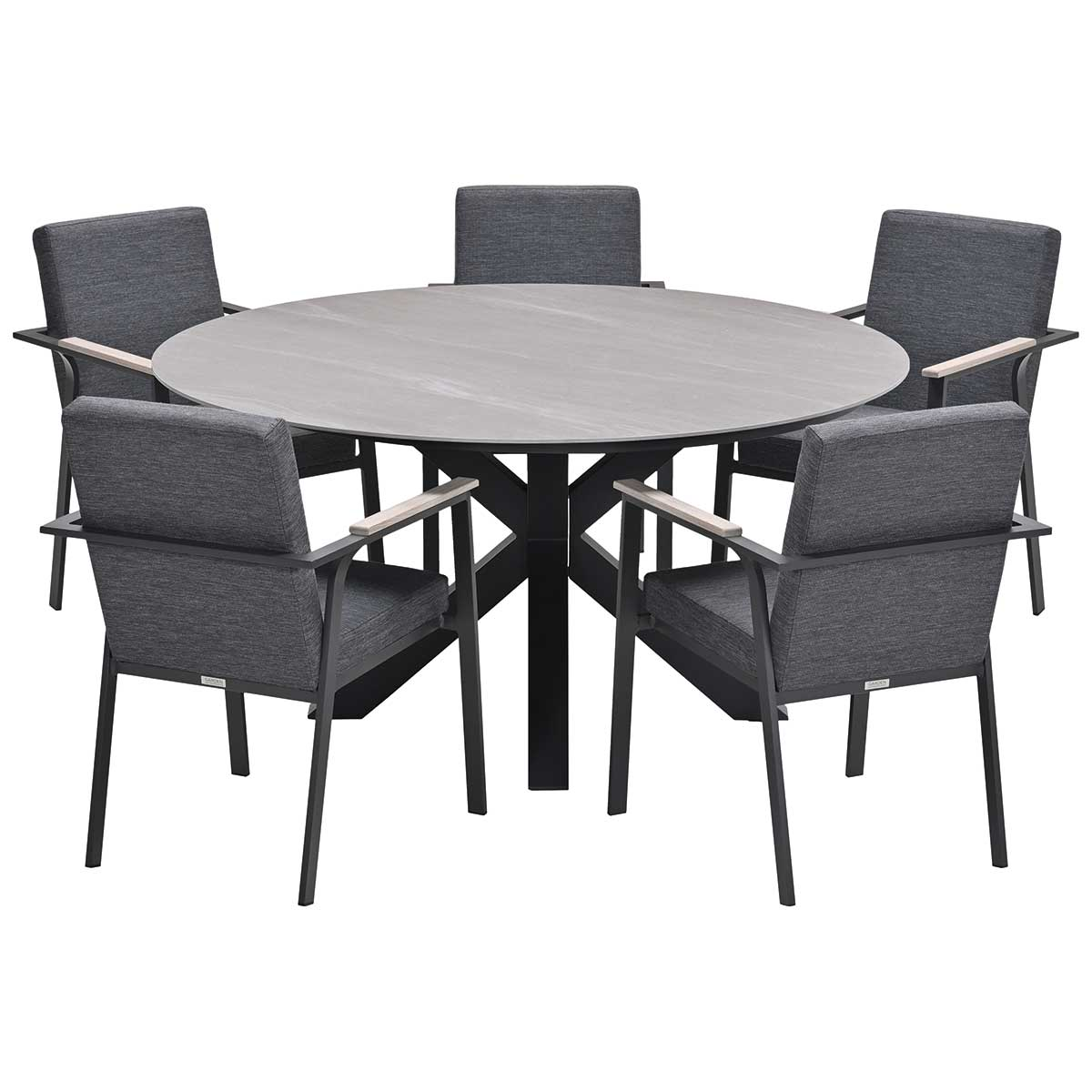 Een ronde tafel met zes stoelen eromheen. De stoelen zijn grijs en de tafel heeft een grijs blad.