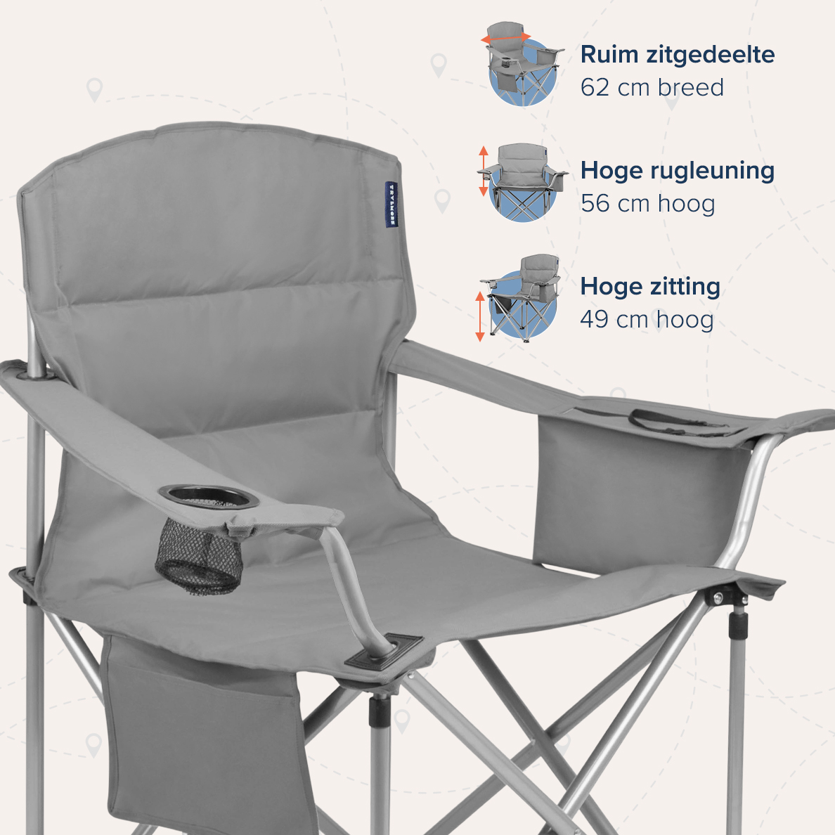 Grijze campingstoel met afmetingen. Met bekerhouder en zakken, van metaal.