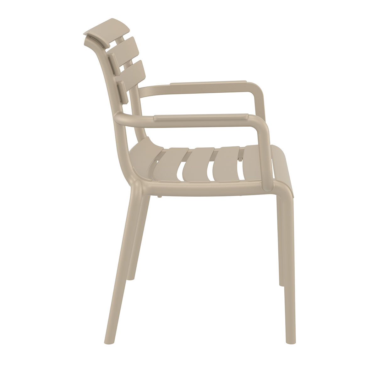 Beige buitenstoel, zijaanzicht. Lattenrugleuning, armleuningen. Modern design.
