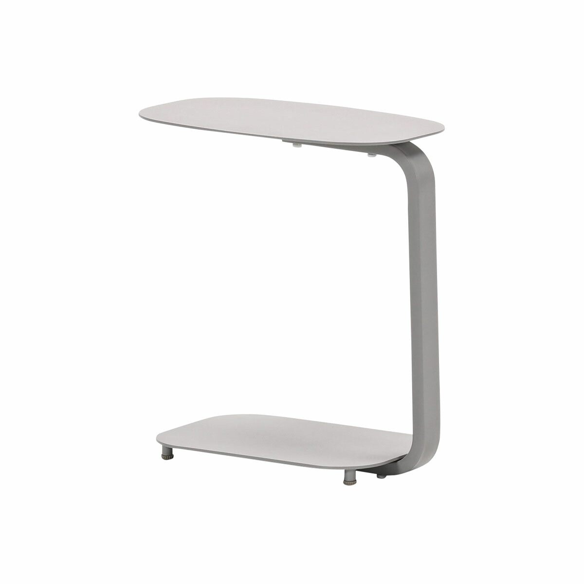 Une petite table d'appoint gris clair avec un pied et une base incurvés.