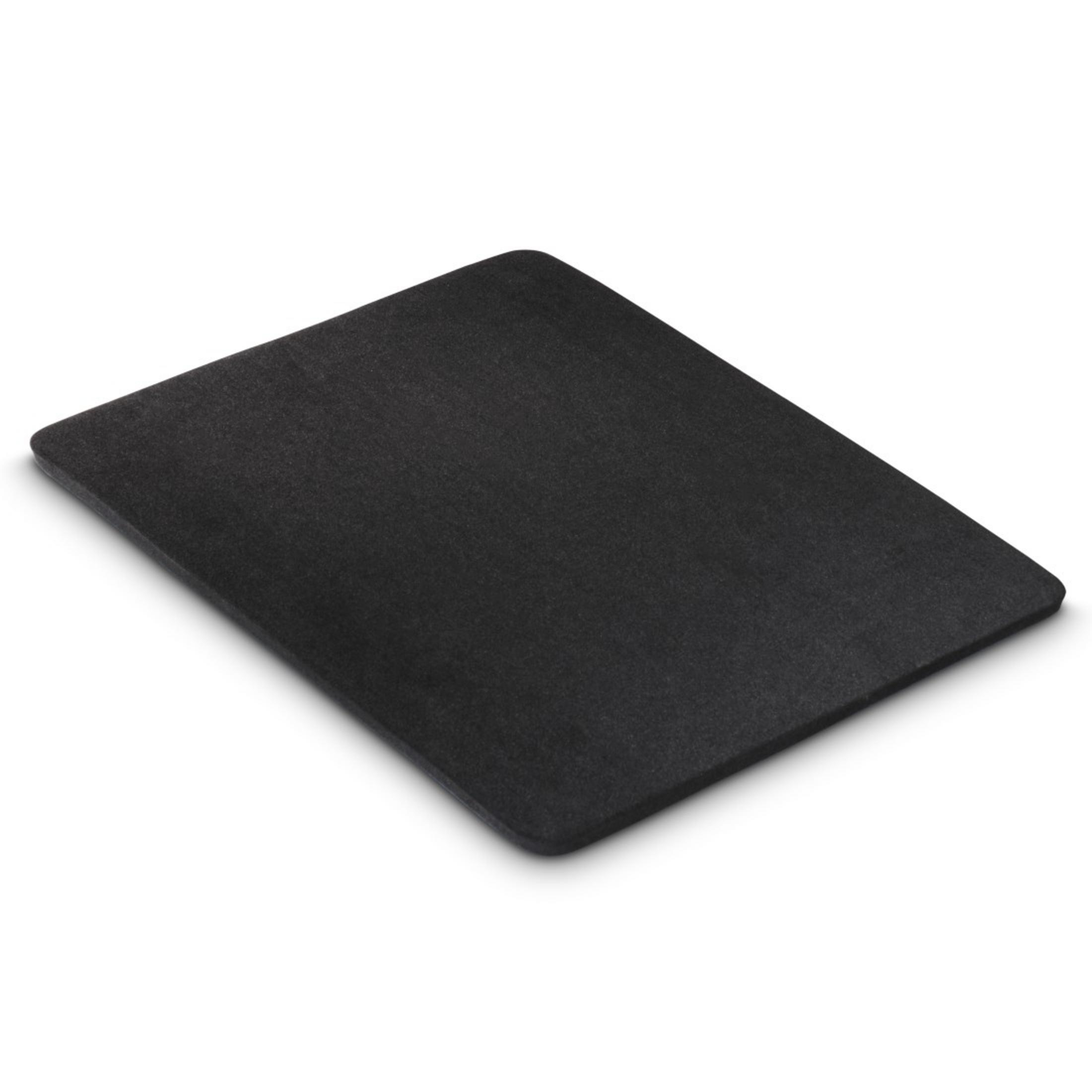 Schwarzes rechteckiges Mauspads auf weißem Hintergrund.