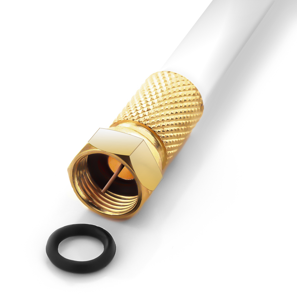 Connettore per cavo coassiale placcato oro con un O-ring, su sfondo bianco. Primo piano.