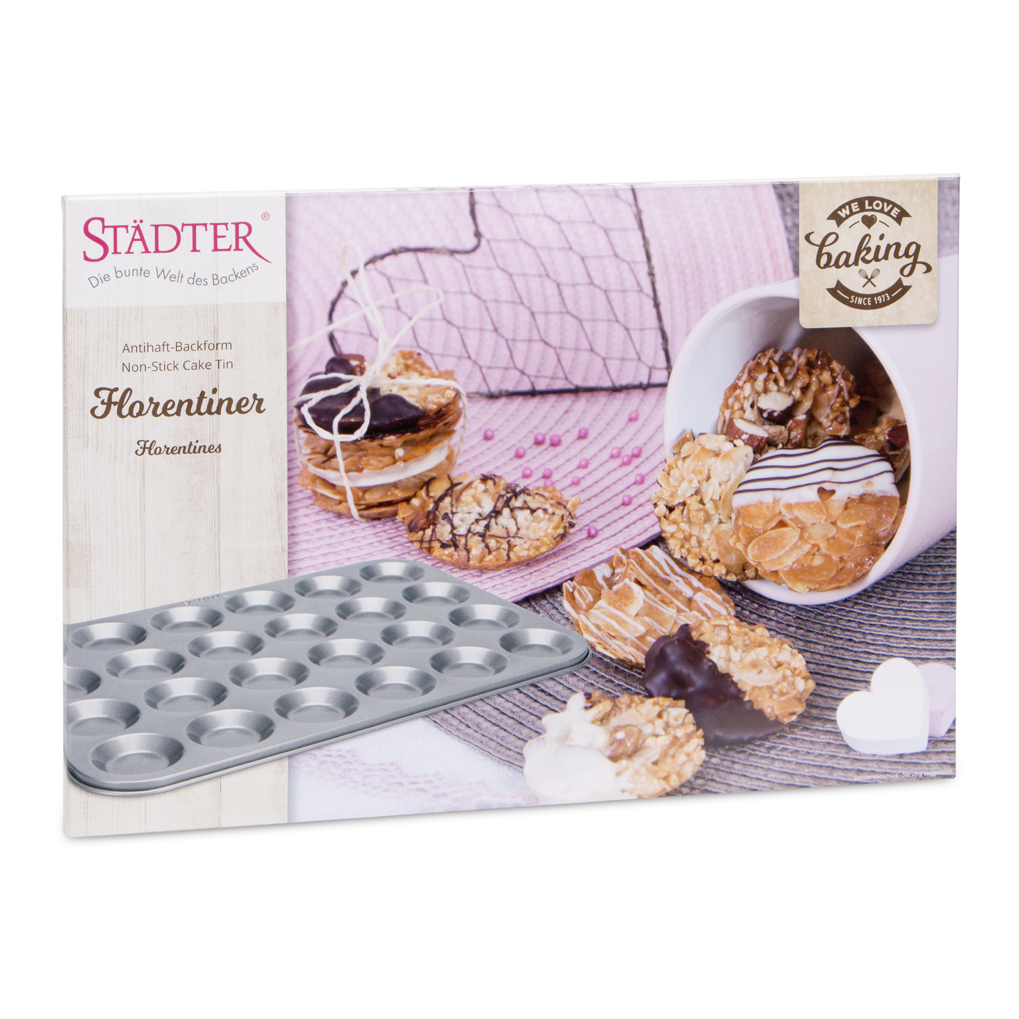 Eine Box mit einer Kuchenform und Florentiner Keksen auf weißem Grund.