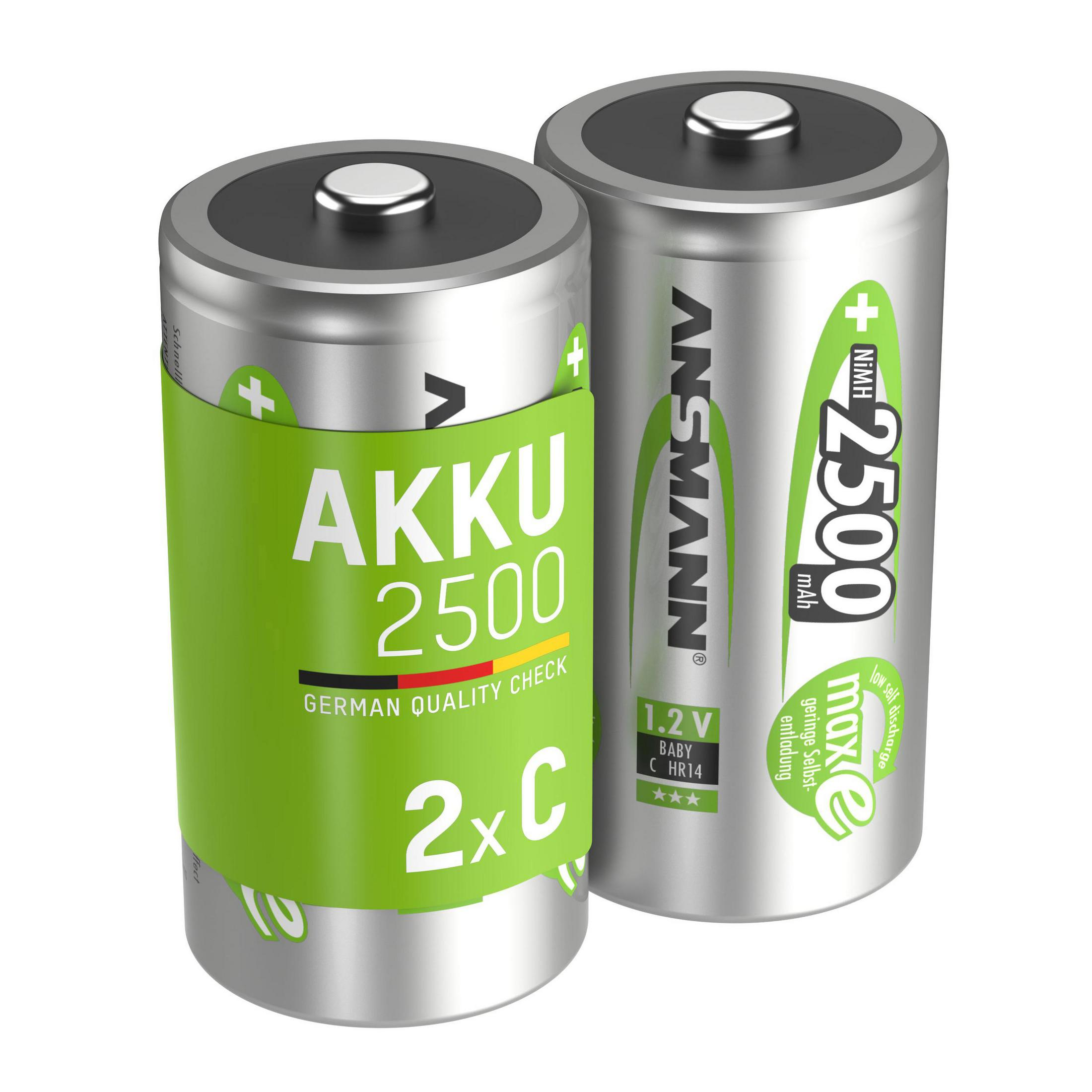 Due batterie cilindriche con etichetta verde, su sfondo bianco.