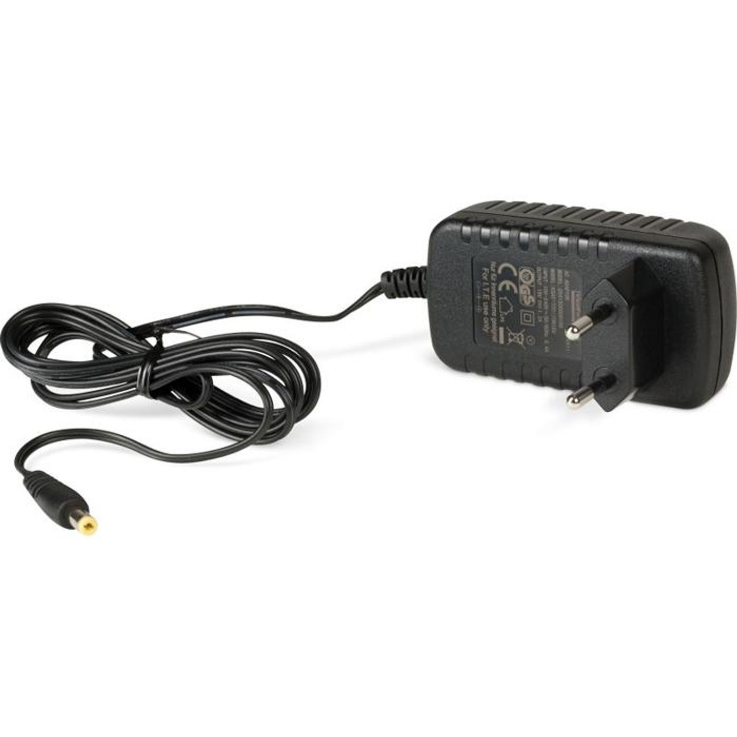 Czarny zasilacz sieciowy z czarnym przewodem i wtyczką dwubiegunową.