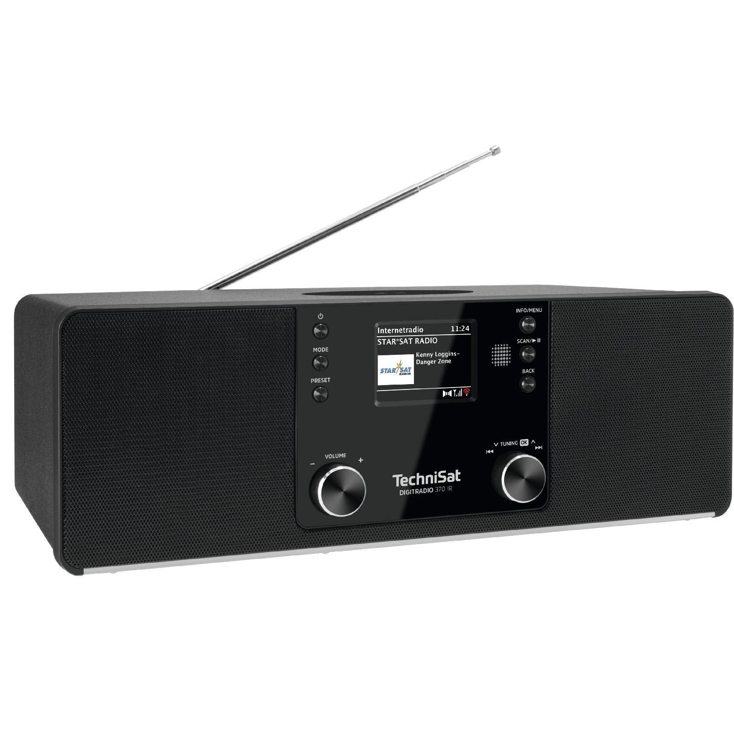 Zwarte TechniSat-radio met een digitale display met radio-informatie en tijd. Heeft een zilveren antenne.