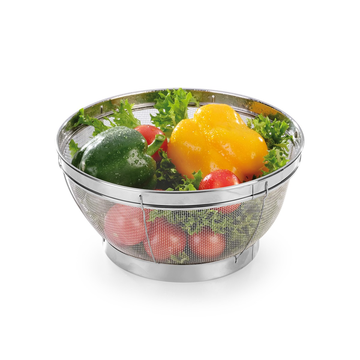 Ein Sieb mit Gemüse: Paprika, Tomaten und Salat.