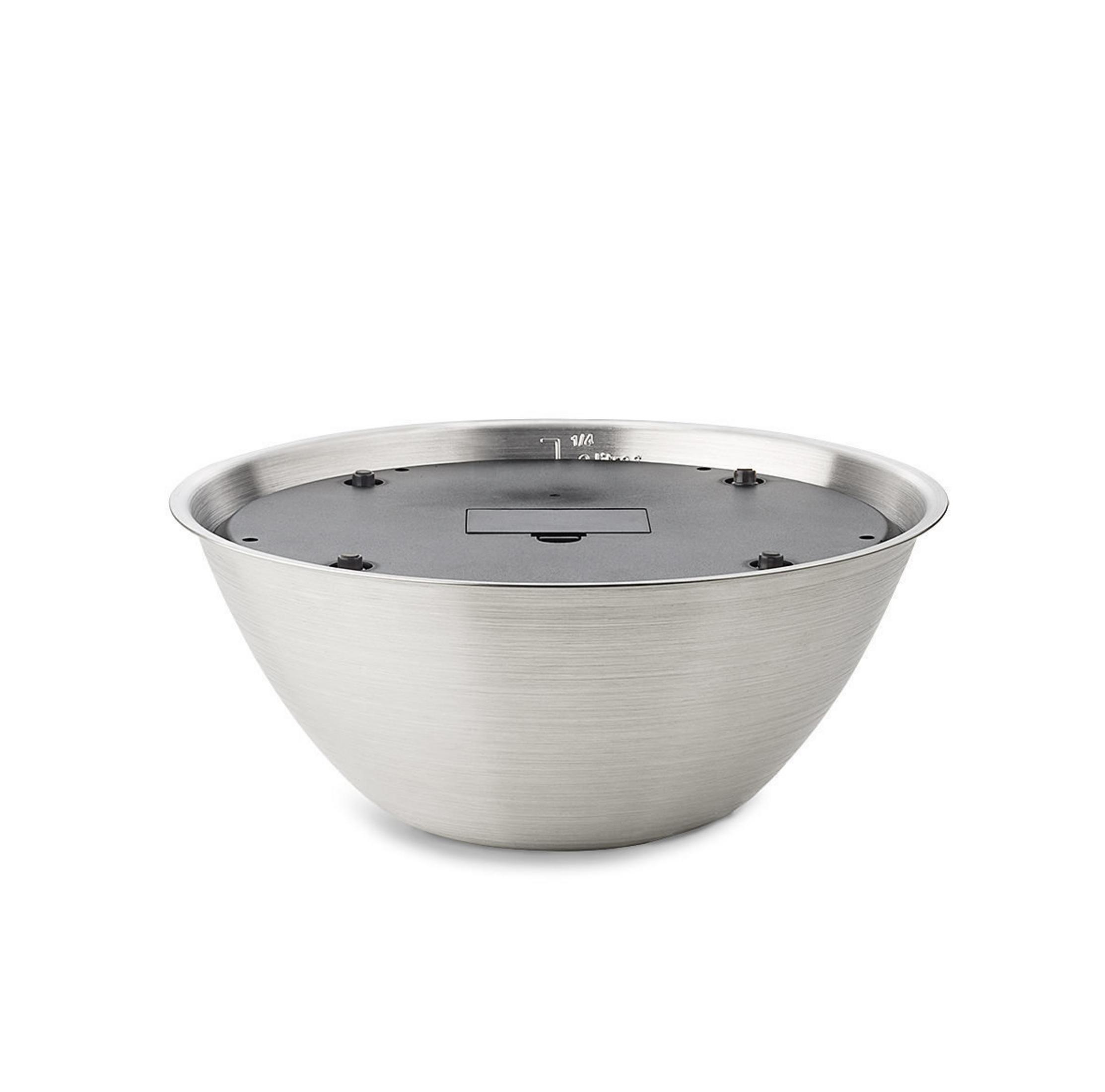 Miska ze stali nierdzewnej z czarną podstawą. Ma rant u góry i małe wcięcie na podstawie.