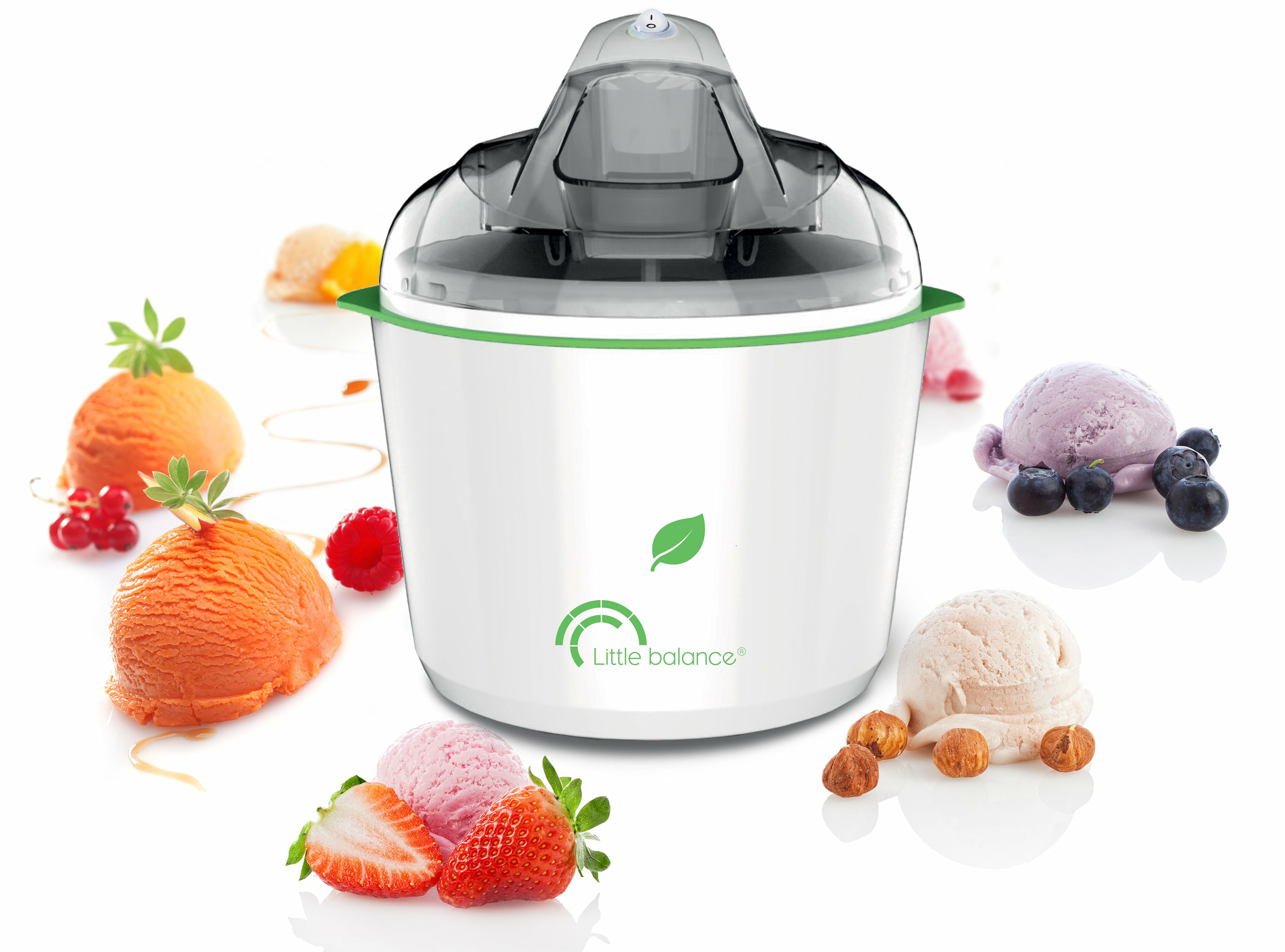 Biała maszyna do lodów z różnymi gałkami lodów i owocami wokół.