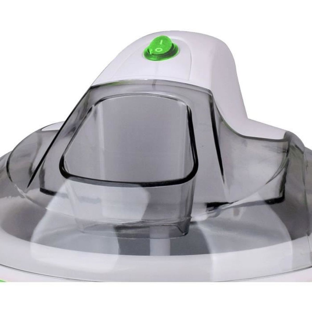 Zbliżenie na górną część białej maszyny do lodów. Zielony przycisk.