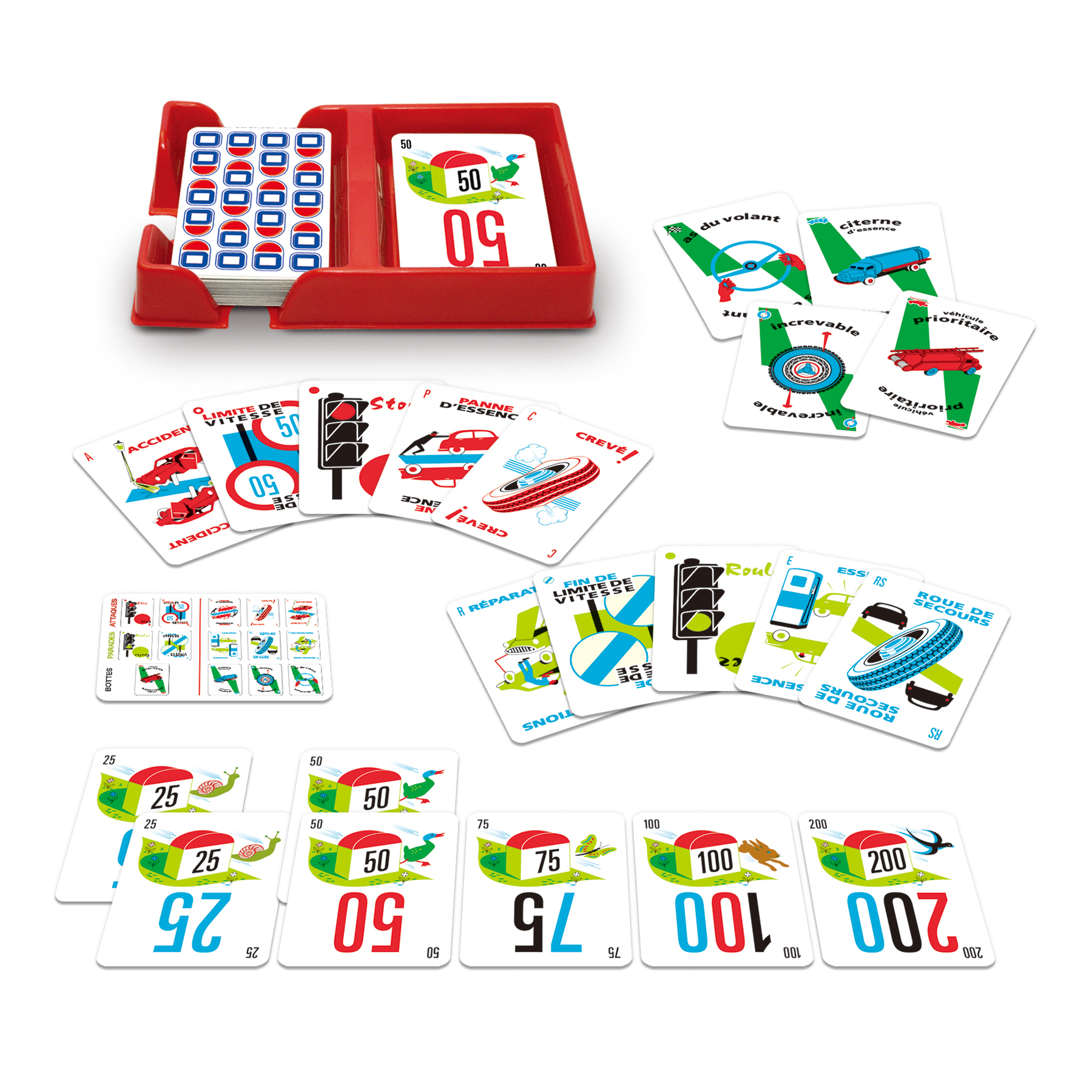 Carte del gioco Mille Bornes, vassoio rosso con carte e una scatola con il logo del gioco.