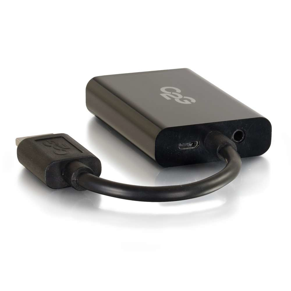 Adaptador HDMI negro con puerto USB. Tiene un conector HDMI y un puerto USB. Marca C2G.
