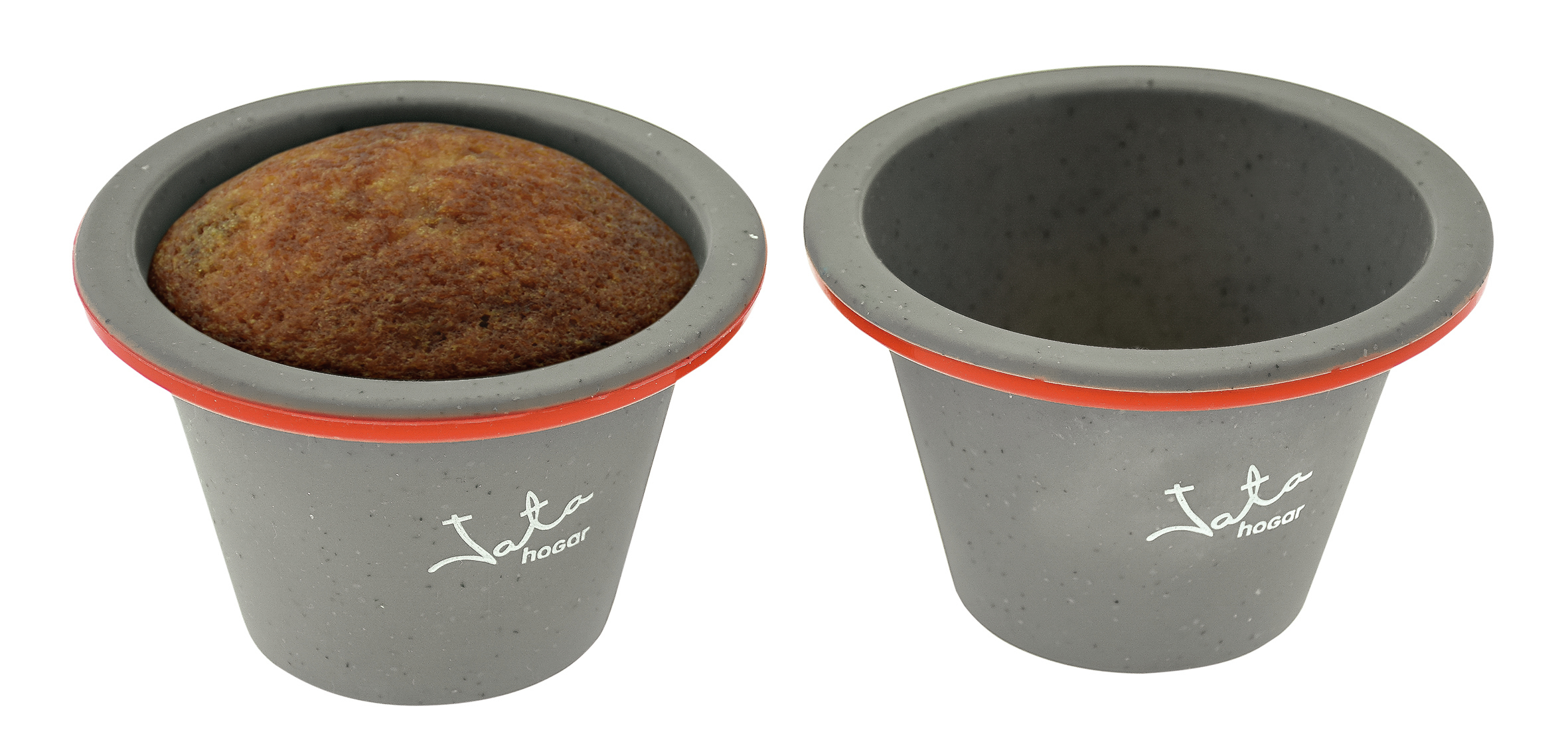 Zwei graue Silikon-Muffinförmchen, eines mit einem Muffin, das andere leer.