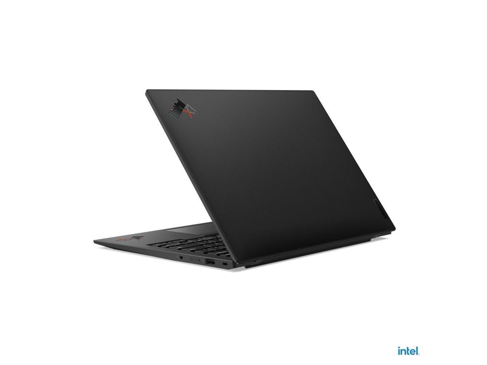 Schwarzer Laptop mit dem Rücken zum Betrachter. Schwarze Tastatur. Weißer Hintergrund. Intel-Logo.