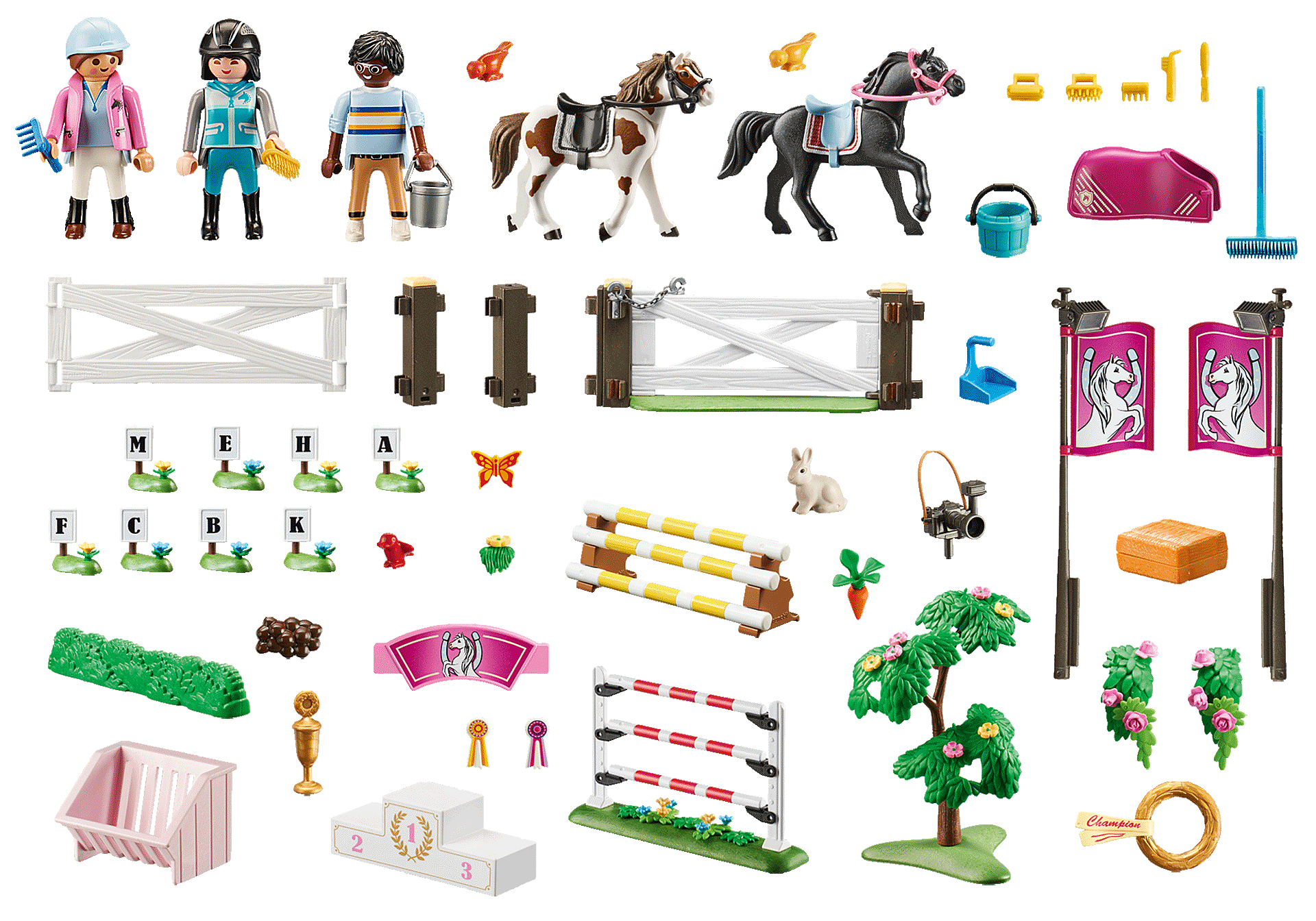Set fattoria di cavalli Playmobil, con personaggi, cavalli, recinzioni e accessori. Sfondo bianco.