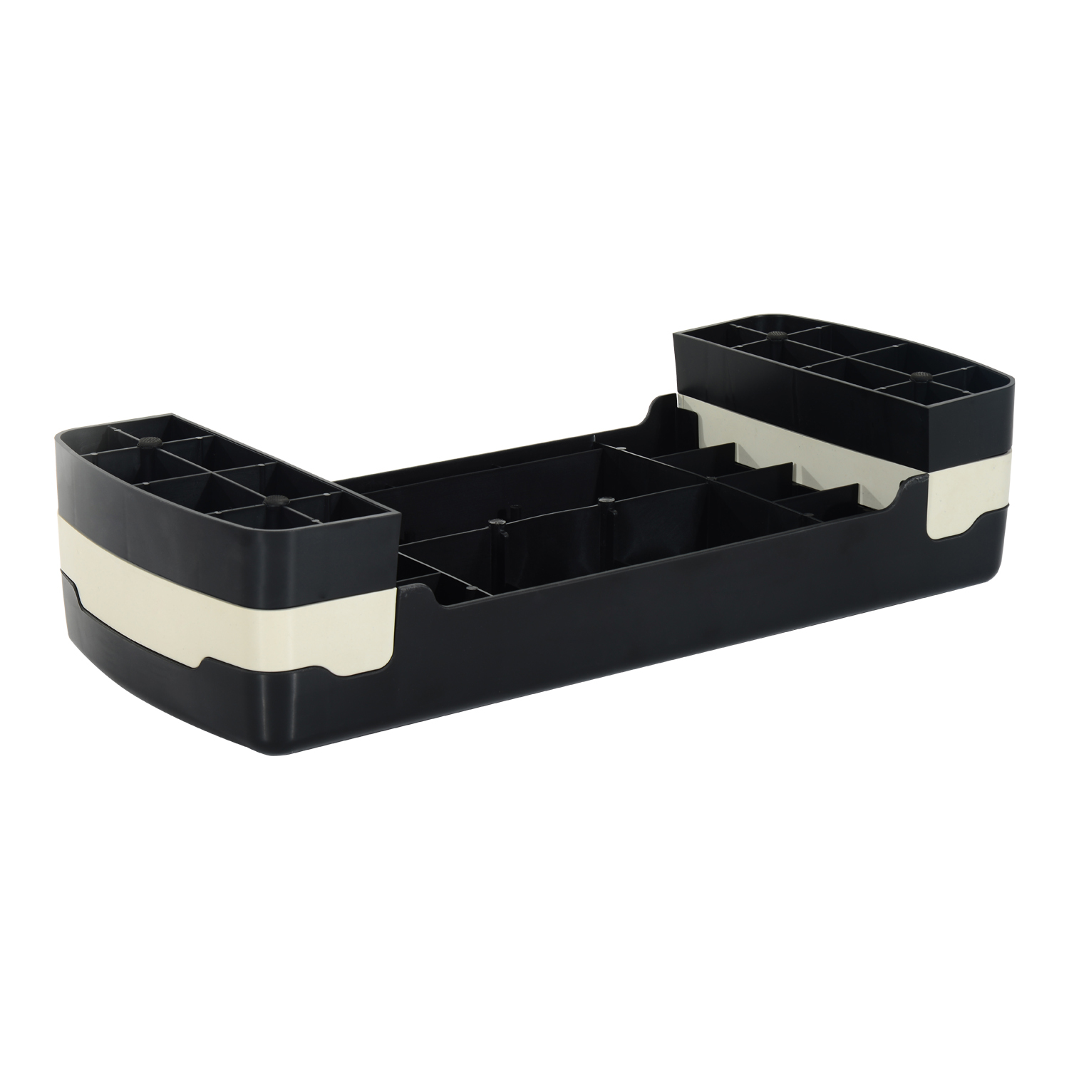Peldaño de fitness negro y blanco. Tiene forma rectangular con recortes en cada extremo.