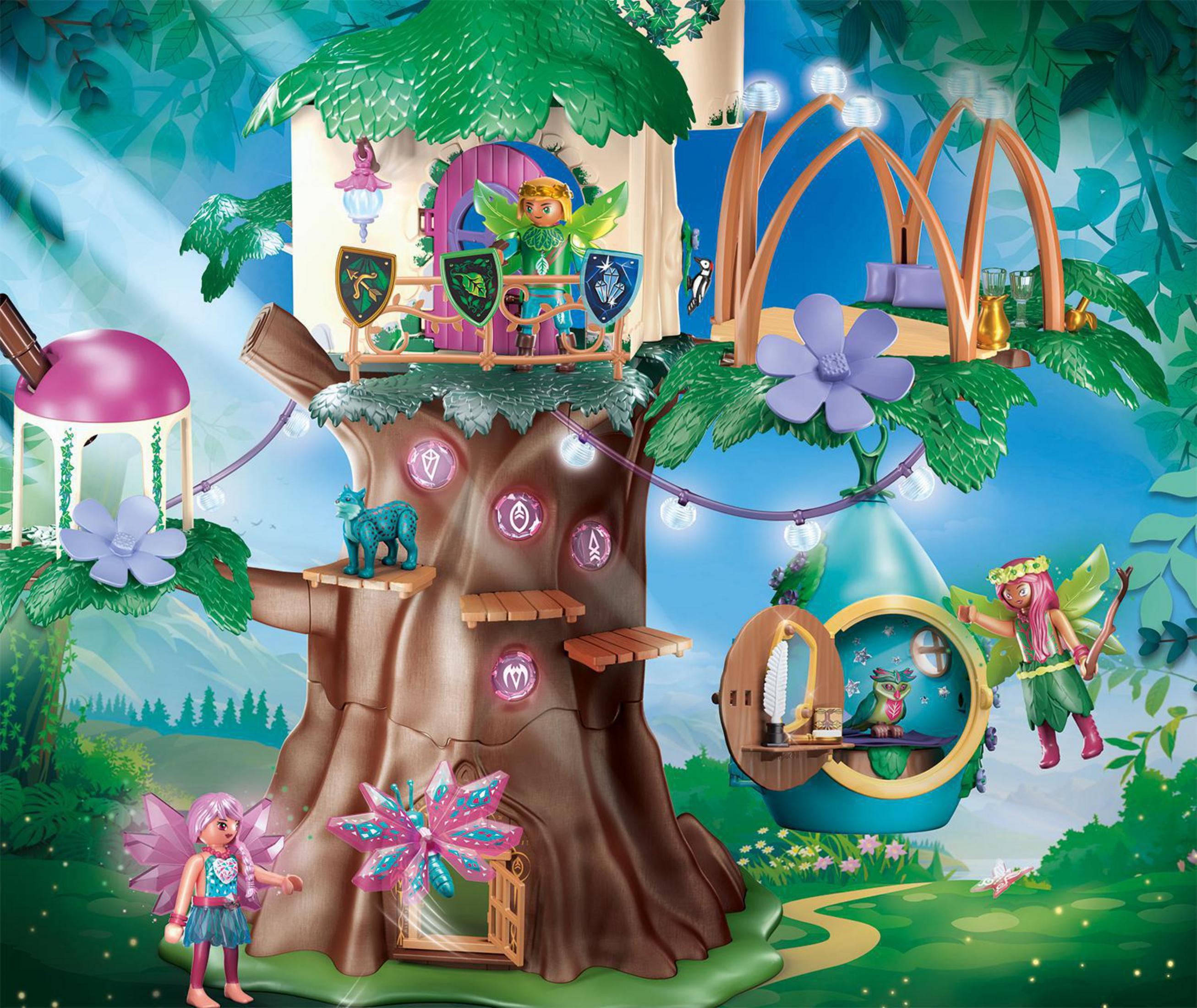 Zestaw domku na drzewie Playmobil z wróżkami i akcesoriami. Żywa scena ze szczegółowymi elementami.