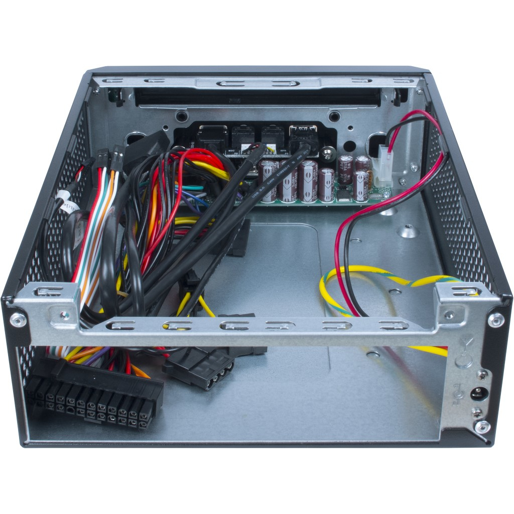 Case per computer nero aperto con fili e componenti all'interno, su sfondo bianco.