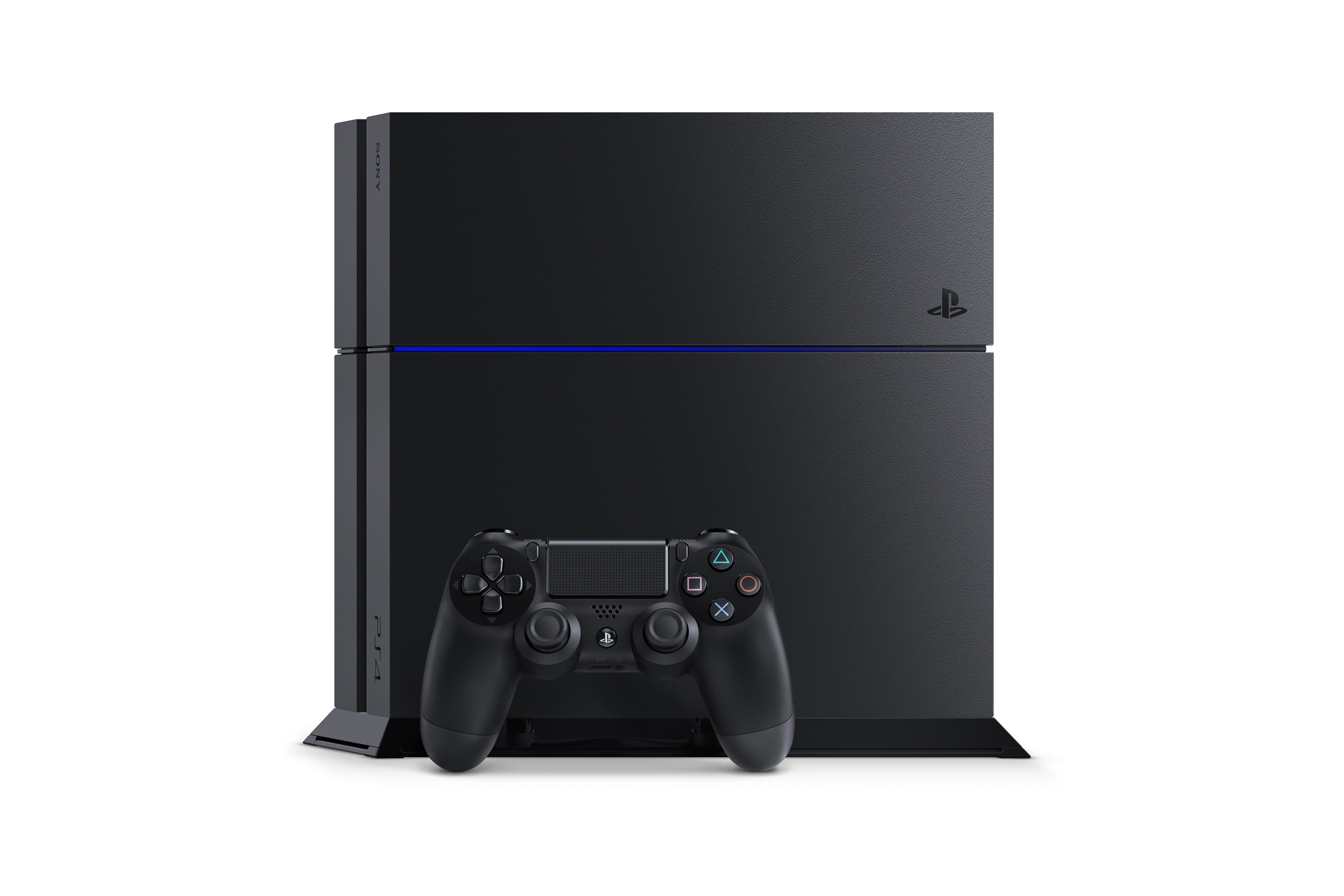Schwarze PlayStation 4 Konsole mit einem Controller. Der Controller ist ebenfalls schwarz.