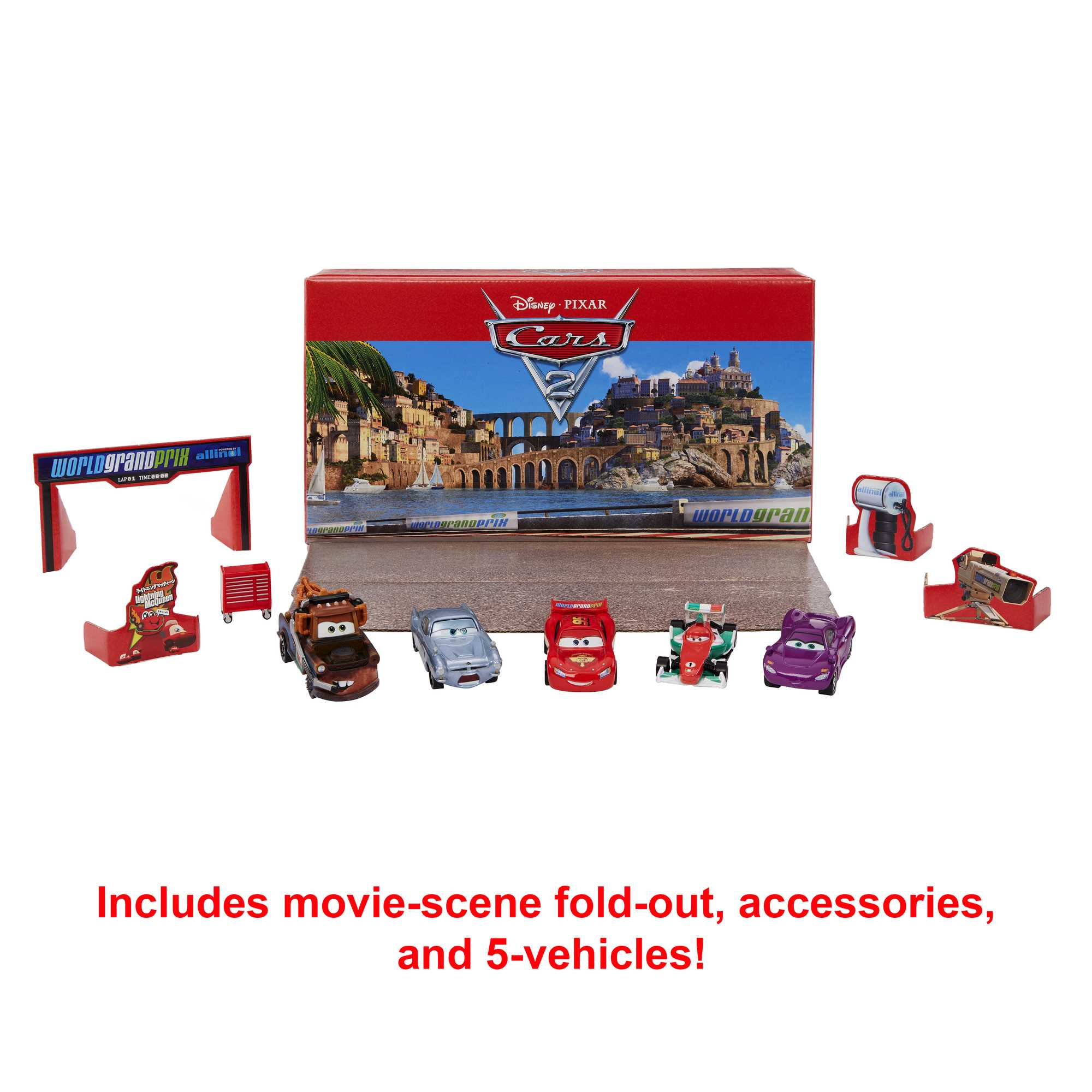 Cars 2 Spielset mit mehreren Autos, einer Rennstrecke und Zubehör auf weißer Fläche.