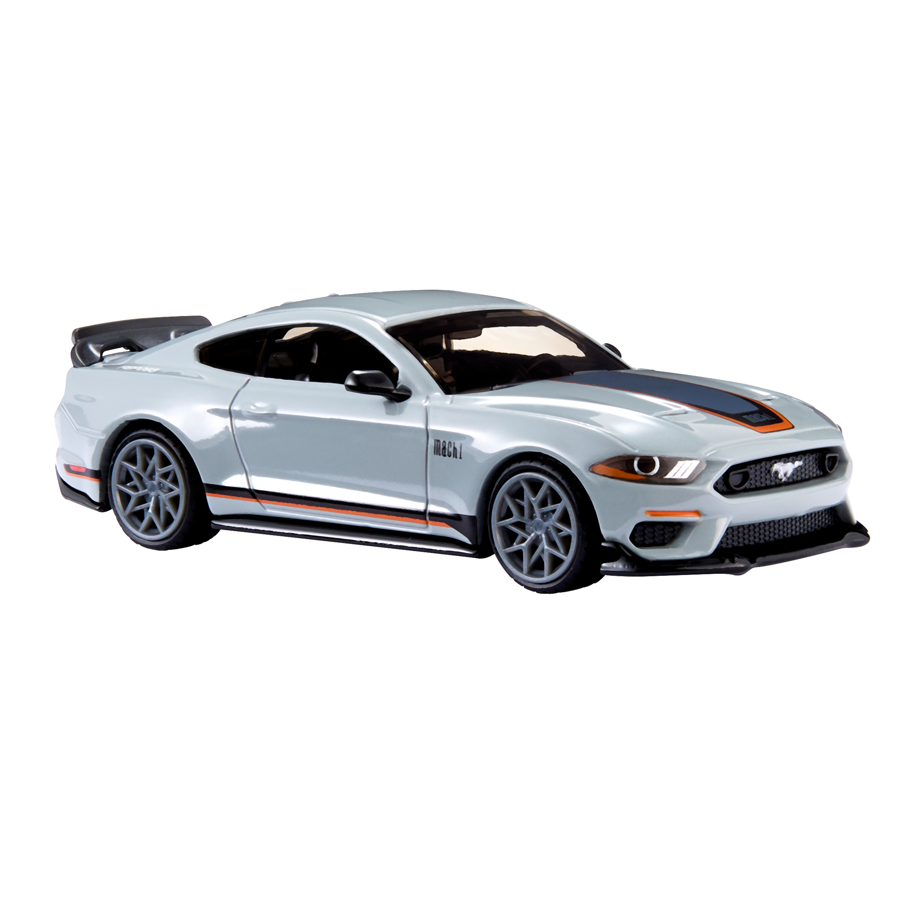 Ein grauer Ford Mustang Mach-E. Es hat schwarze Akzente, orangefarbene Streifen und sportliche Räder.