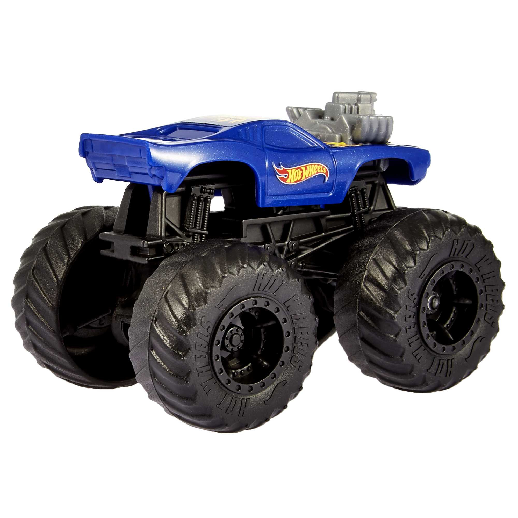 Niebieska zabawka monster truck z dużymi czarnymi oponami i logo Hot Wheels.