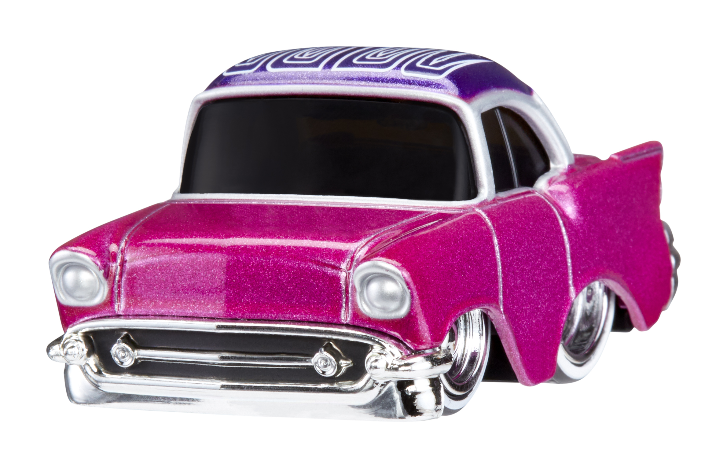 Coche de juguete rosa con techo morado. El frente es brillante con parachoques plateado.