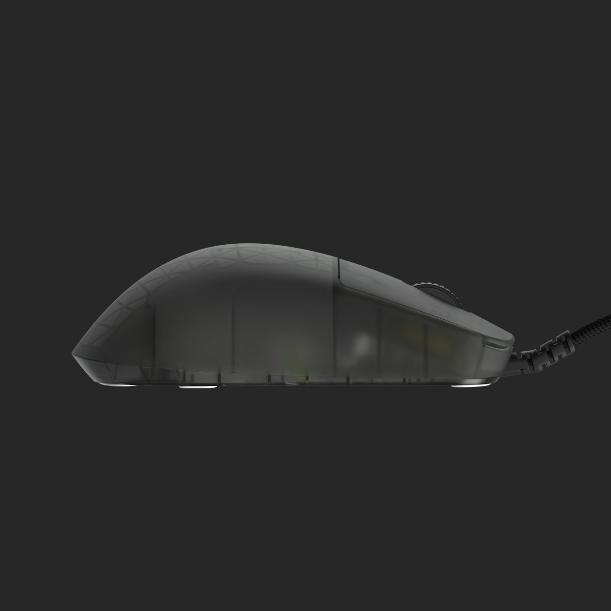 Zijaanzicht van een zwarte computermuis met een transparante bovenkant en kabel.