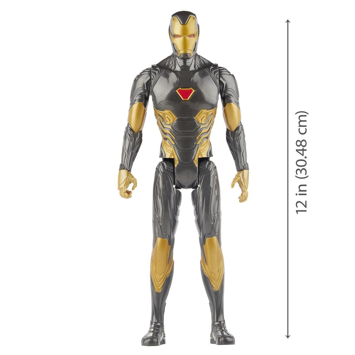 Action figure di Iron Man, alta 12 pollici. È grigia con dettagli dorati e un emblema rosso.