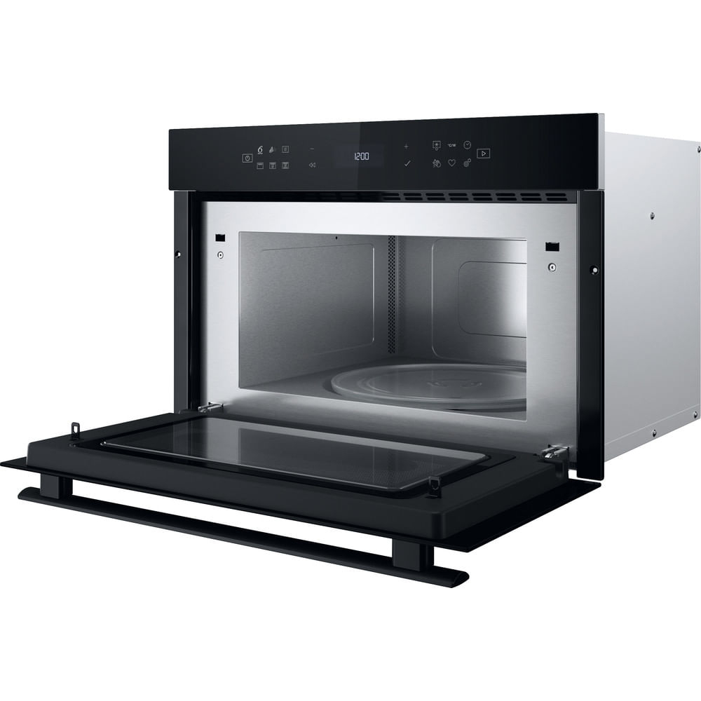 Un horno microondas negro con la puerta abierta, mostrando el interior del horno.