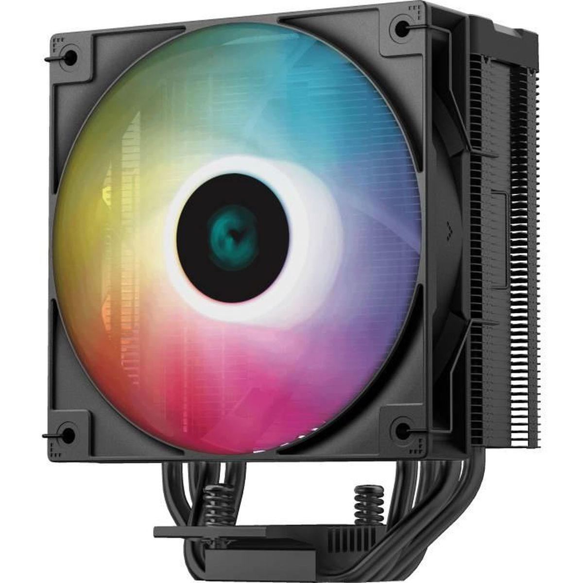 Een zwarte computerventilator met een kleurrijk, regenboogachtig LED-lichtdisplay. Zwarte achtergrond.