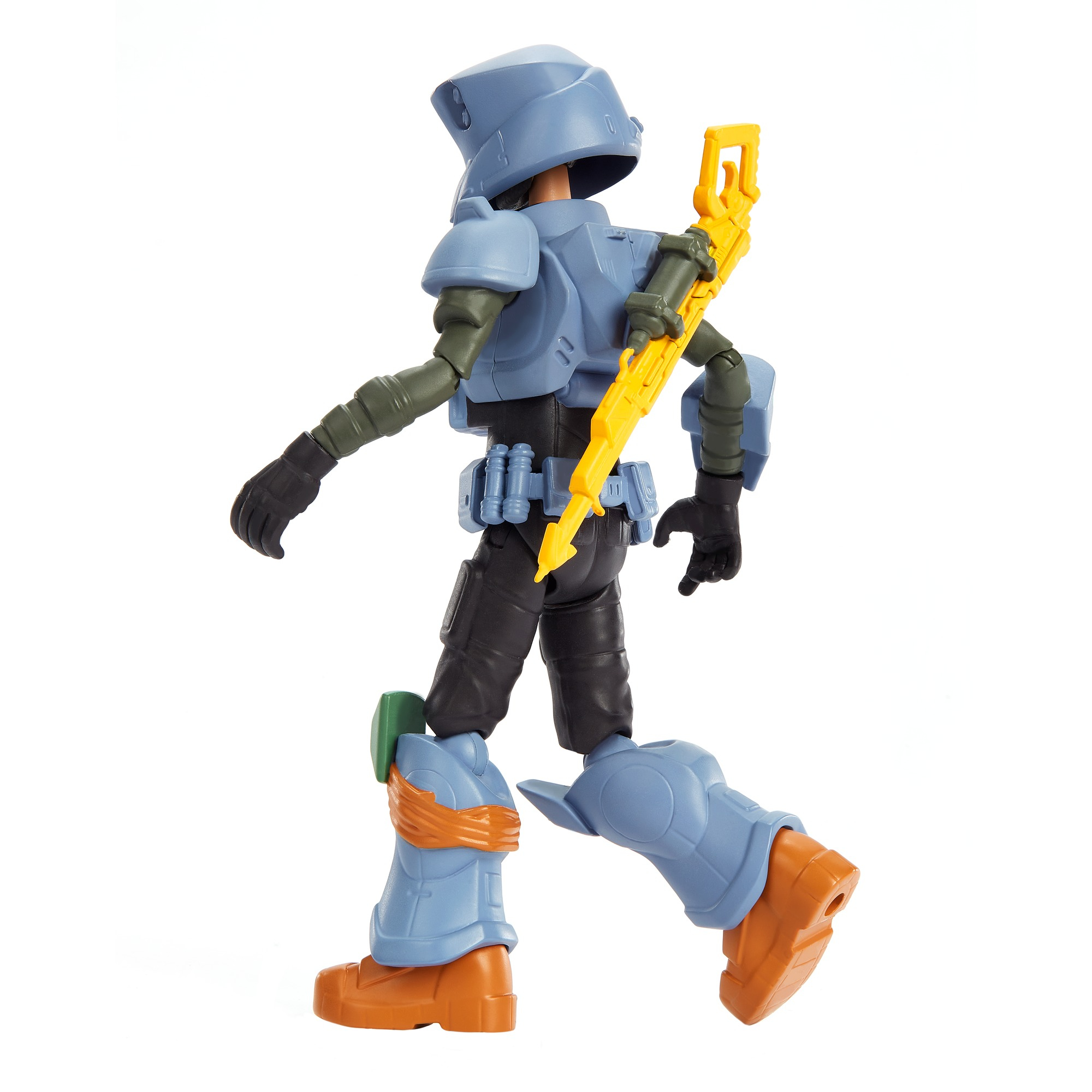 Dłonie czyszczące ekran telefonu białą chusteczką na białym tle.