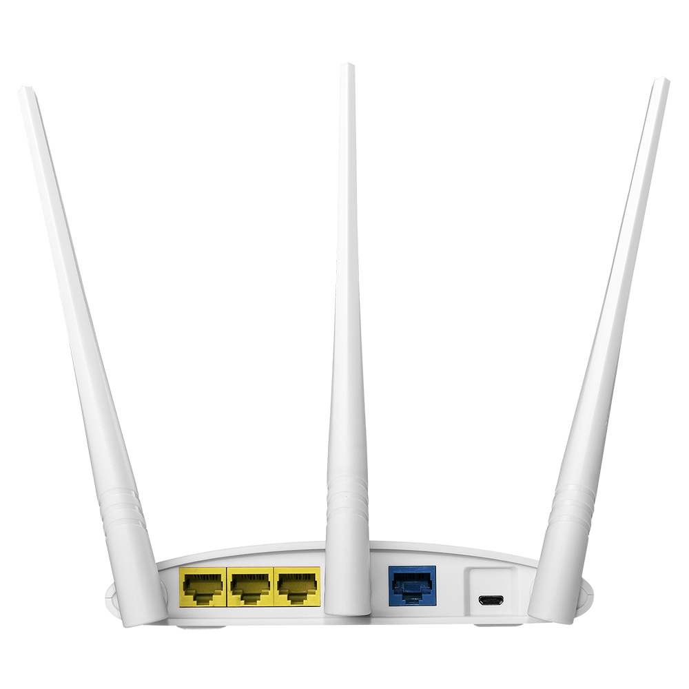 Biały router z trzema antenami, portami Ethernet i portem USB.