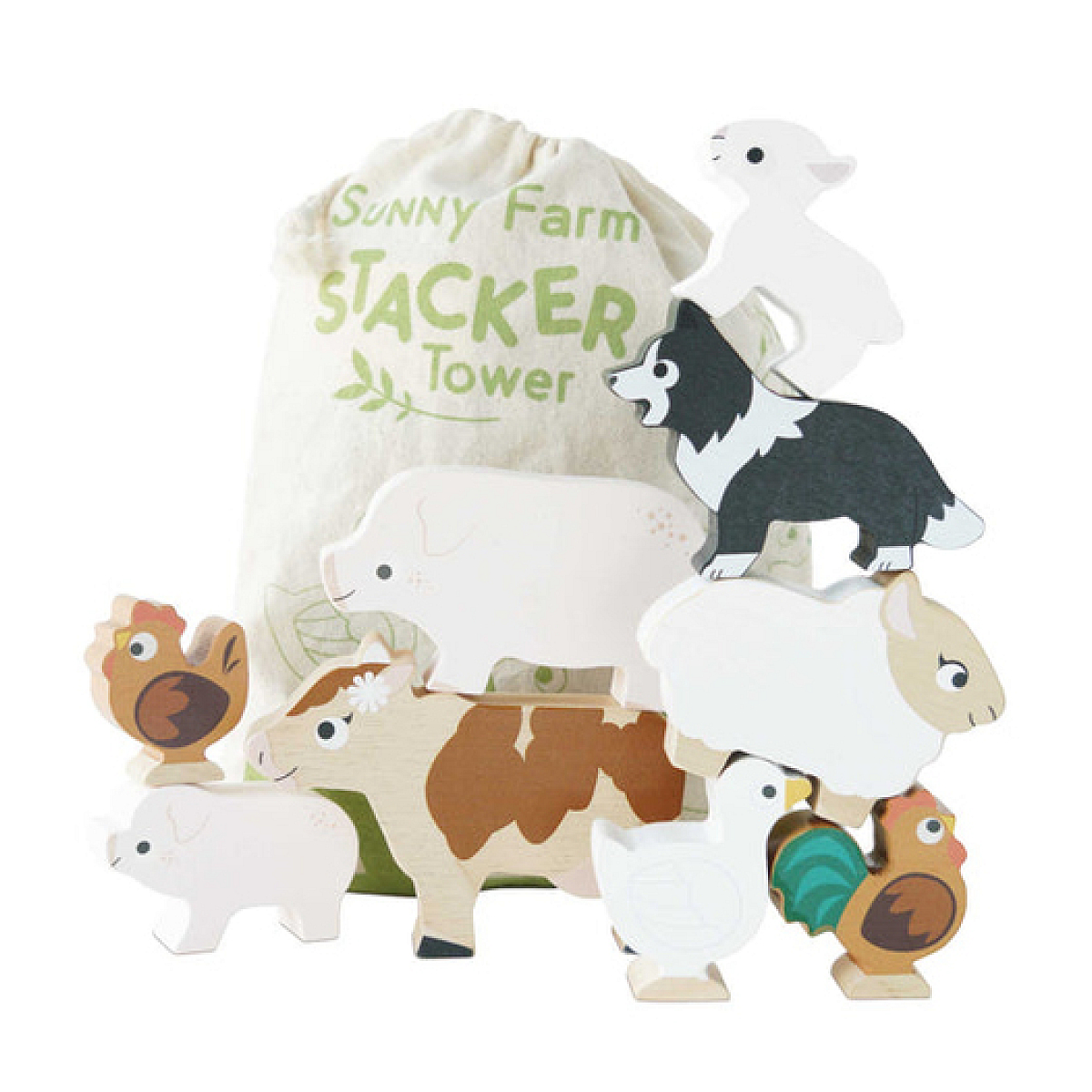 Zestaw drewnianych zwierząt gospodarskich. Obejmuje świnię, krowę, owcę, kurę i psa. Białe tło.