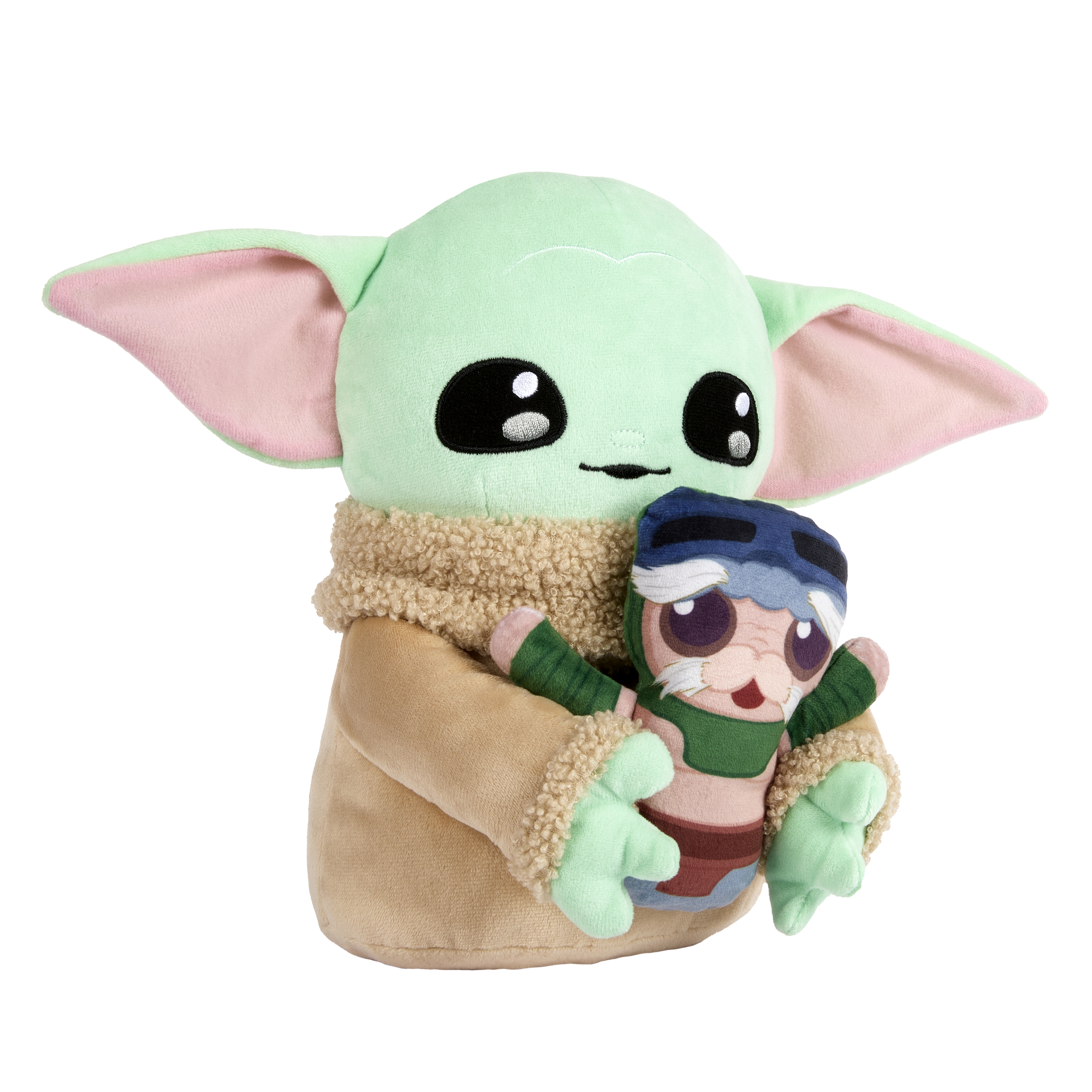 Grogu-Plüschtier hält ein Plüschtier einer Figur. Beide Spielzeuge befinden sich auf weißem Hintergrund.