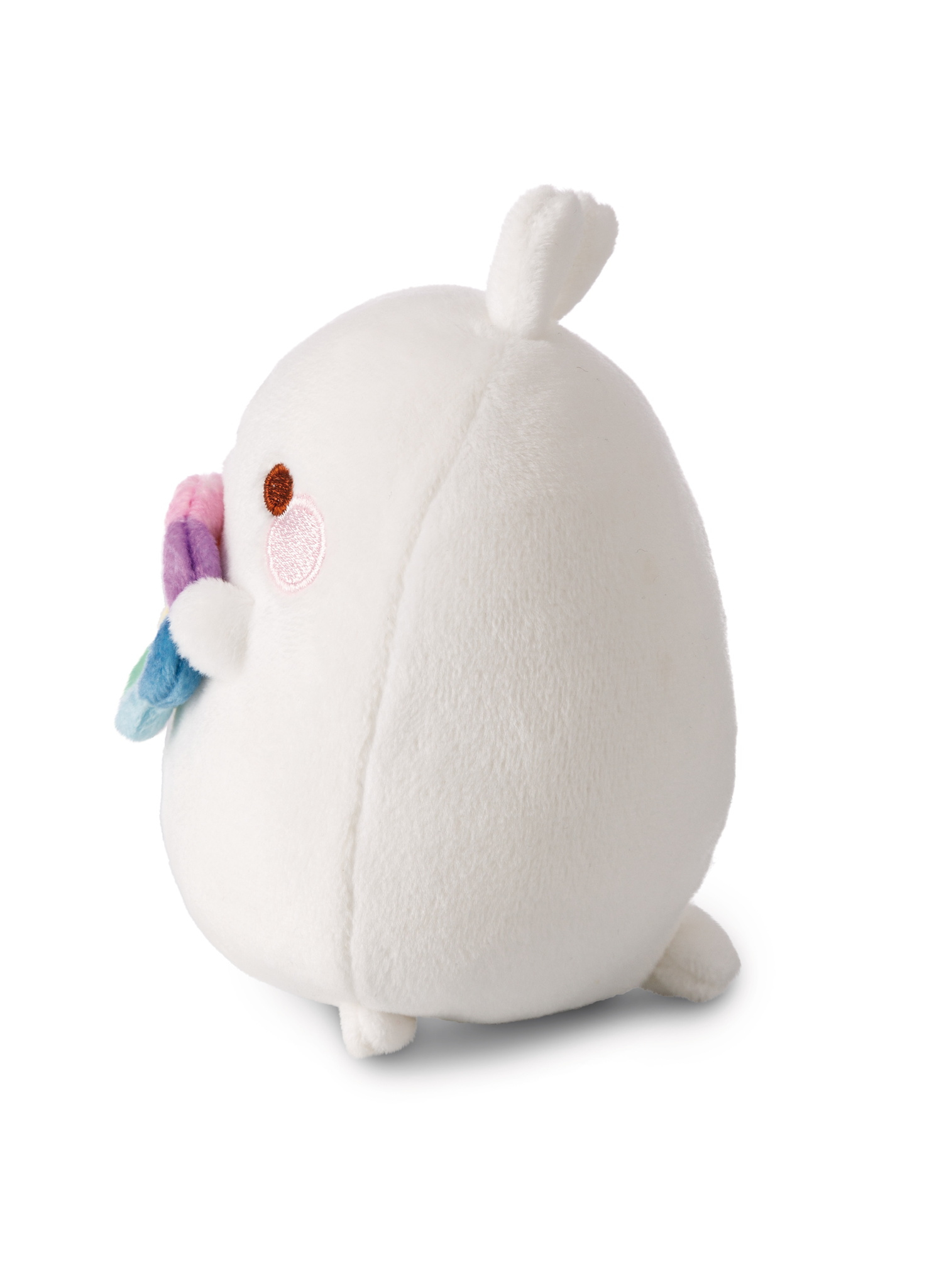 Biały, pluszowy królik trzymający kolorowy rożek lodów, zwrócony w lewo.