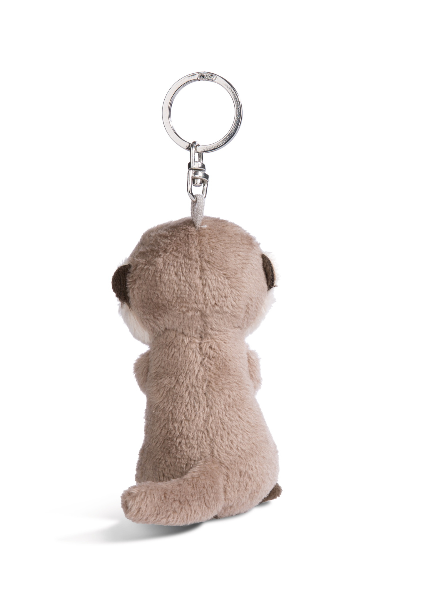Pluszowa zabawka surykatka, jasnobrązowa ze srebrnym brelokiem i kółkiem na górze.